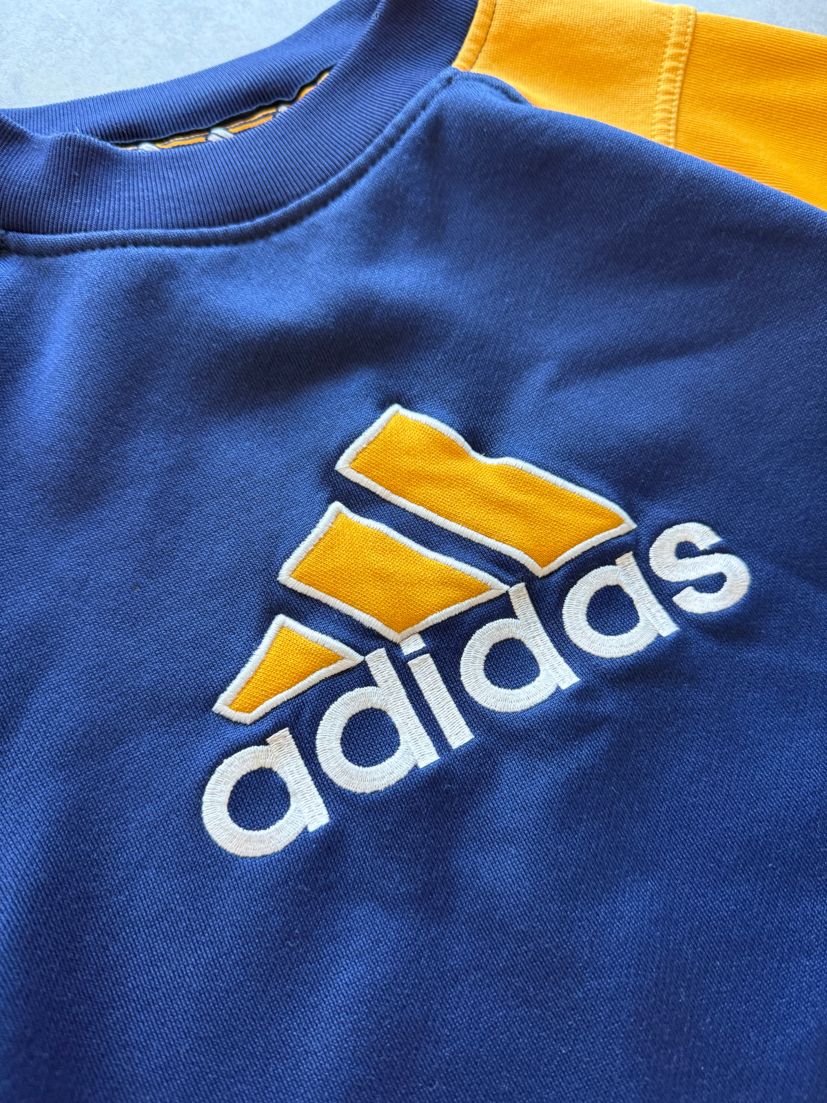 Adidas vintage ženska oversized dukserica (L)