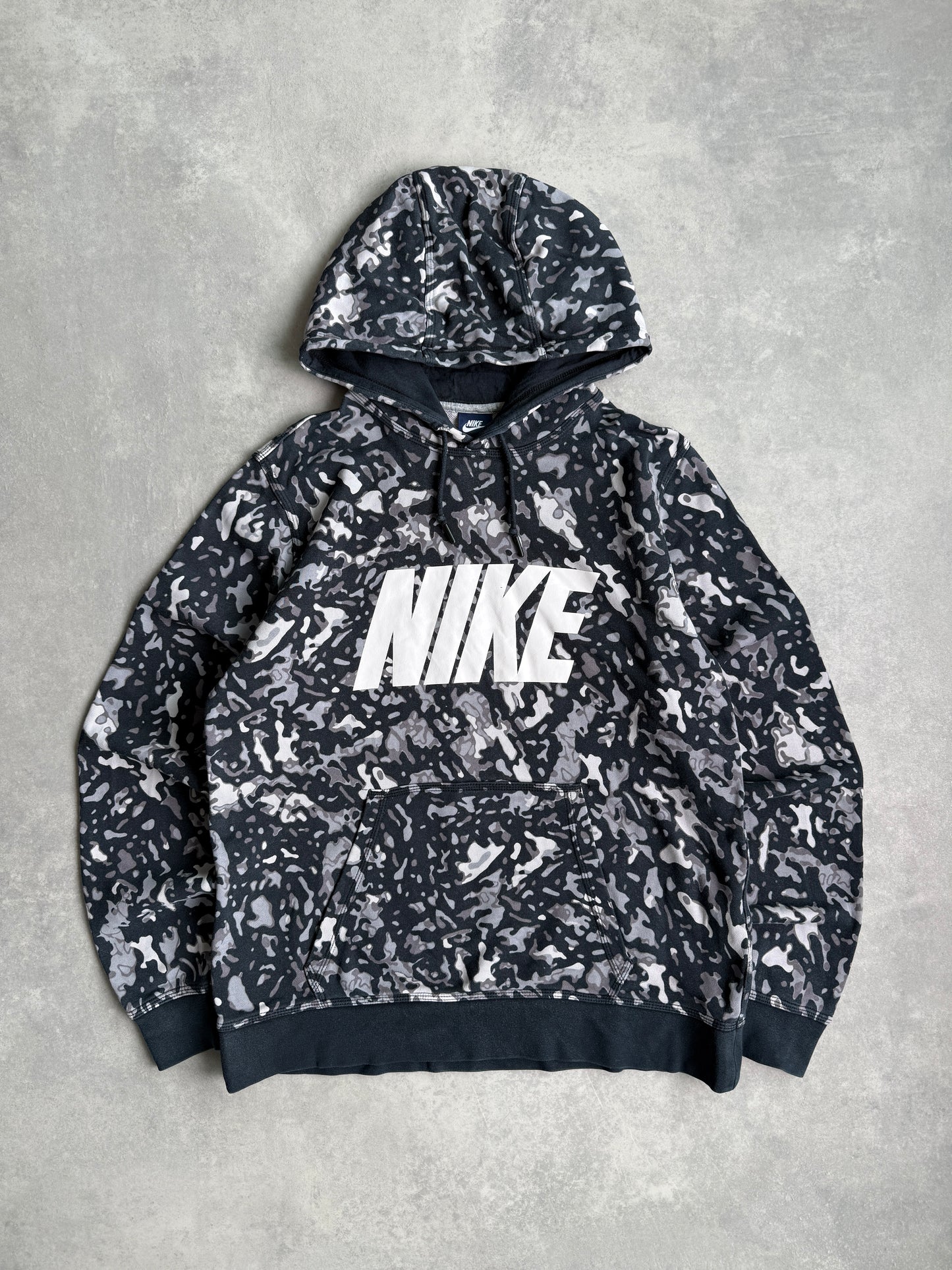 Nike muška siva dukserica (L)