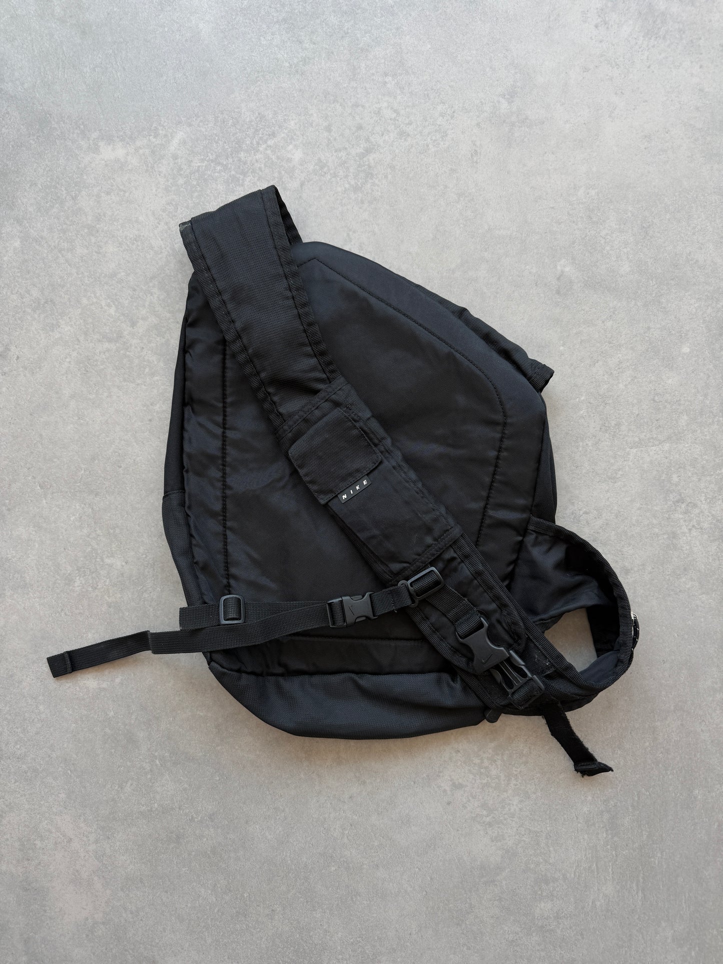Nike 2000s Tri Sling muški ruksak (OS)