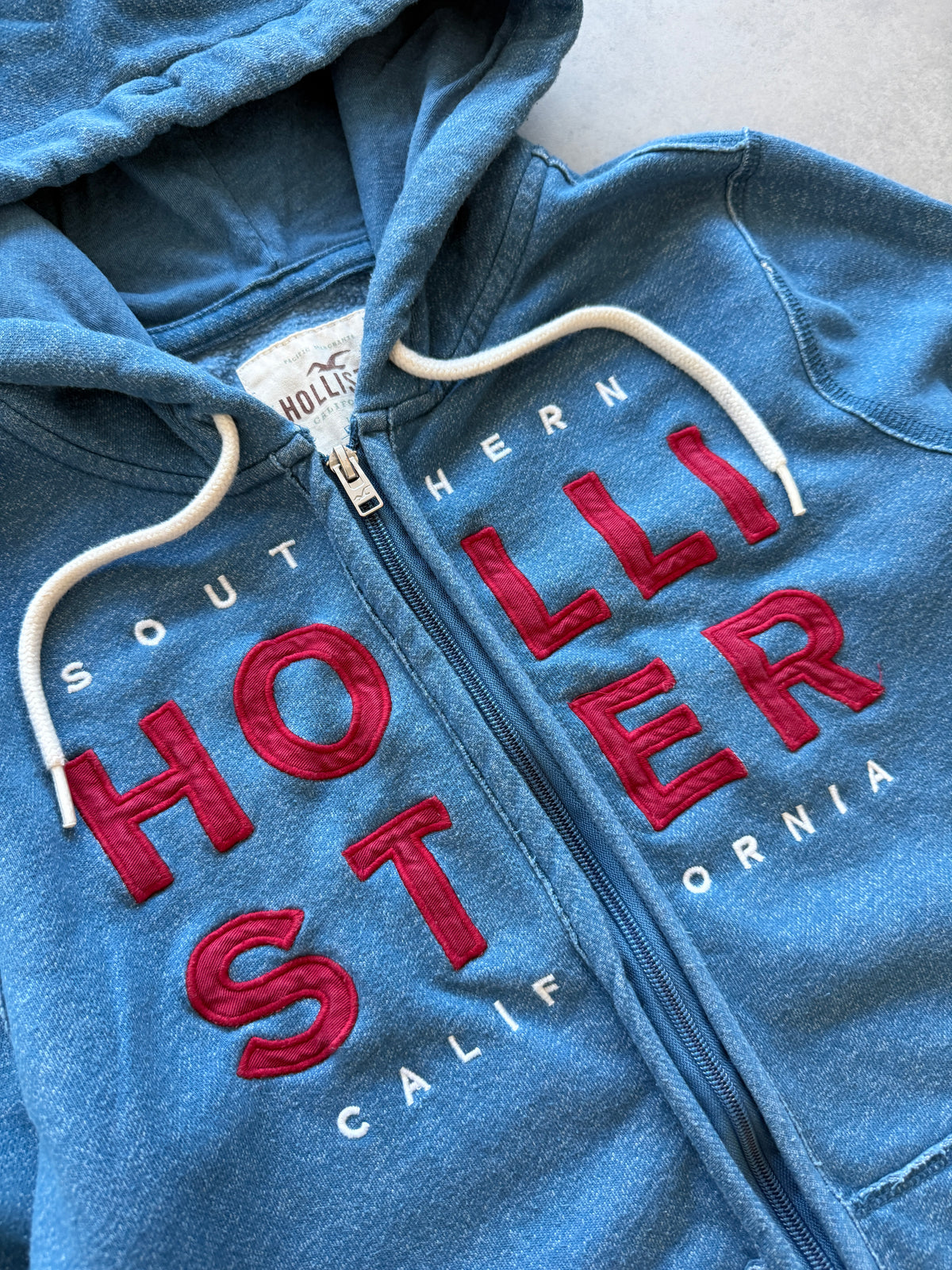 Hollister Y2K muška plava dukserica (S)