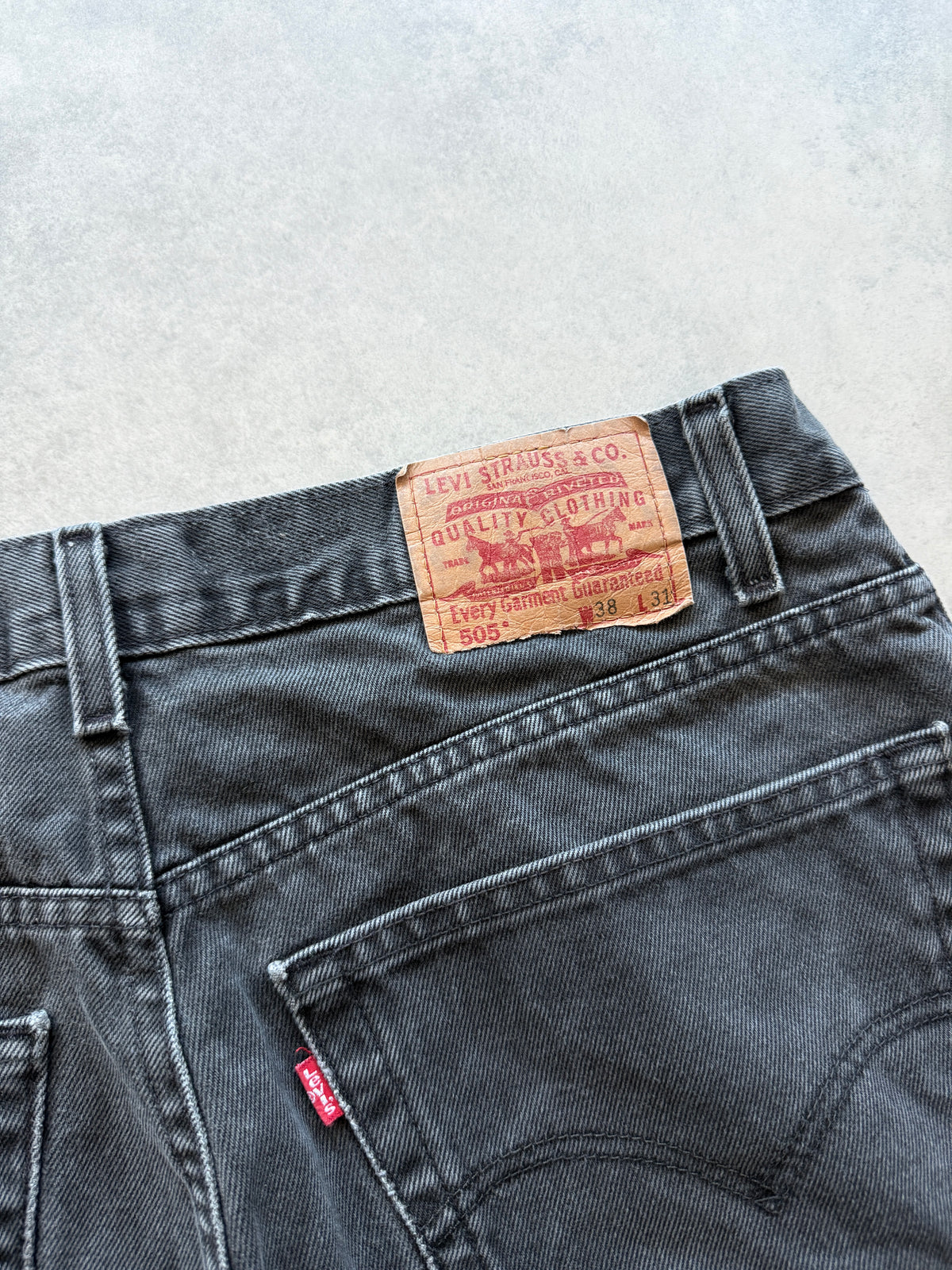 Levis 505 vintage muške sive farmerke (38x31)