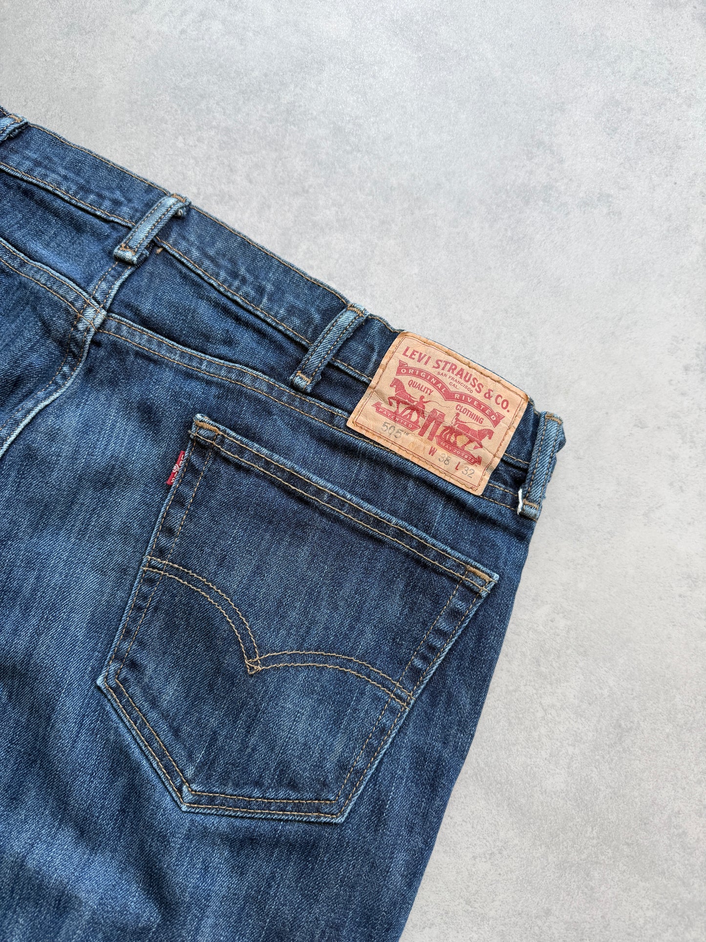 Levis 505 relaxed muške farmerke (36x32)