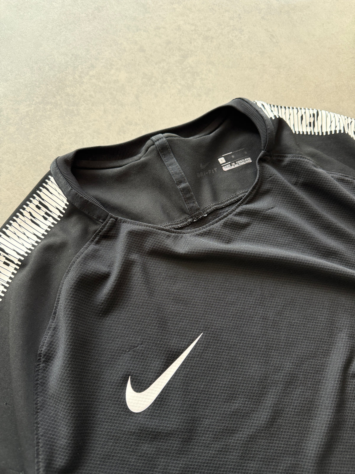 Nike muška crna sportska majica (L)