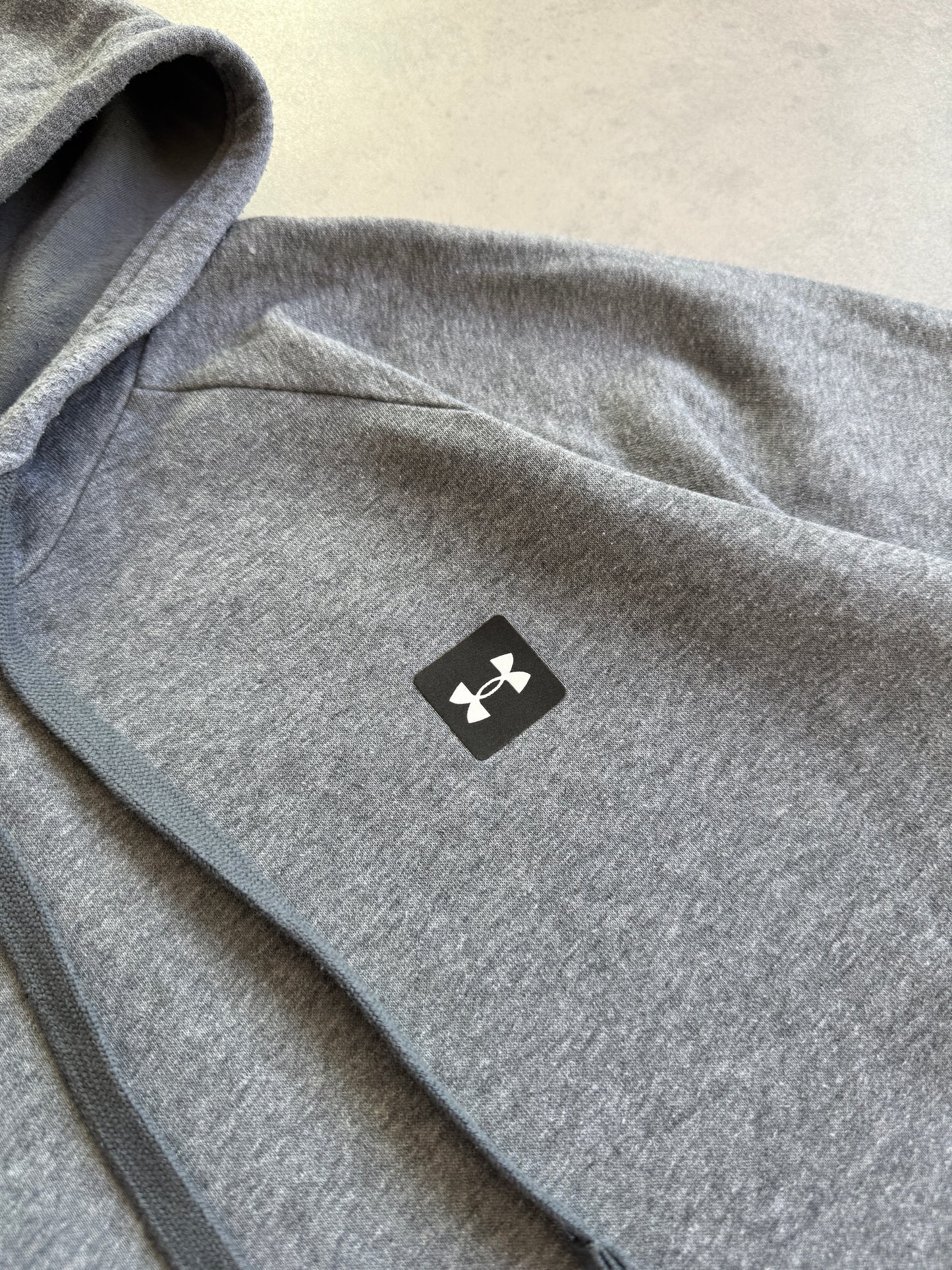Under Armour muška basic siva dukserica (XL)
