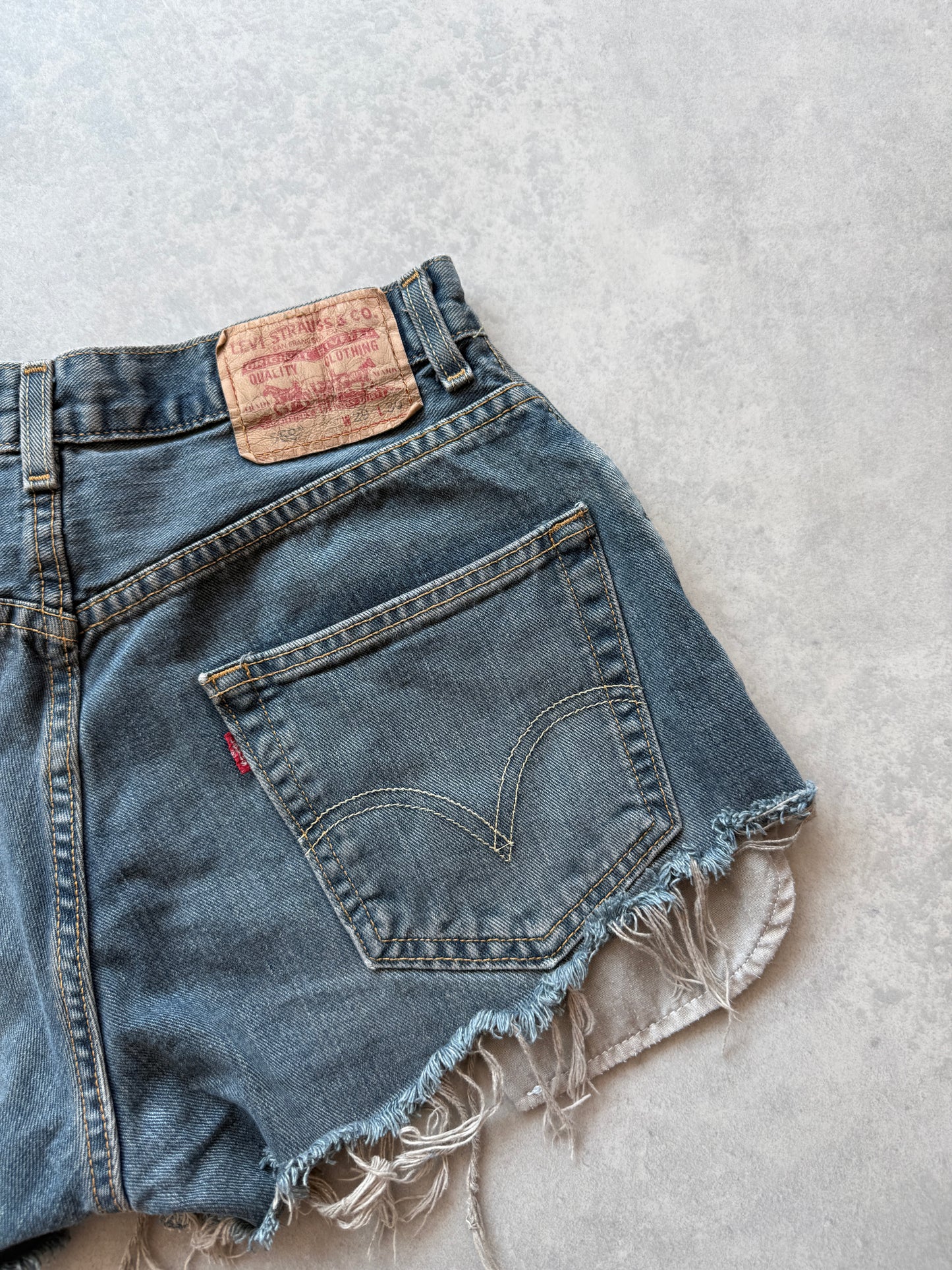 Levis 569 vintage ženski teksas šorc (29)