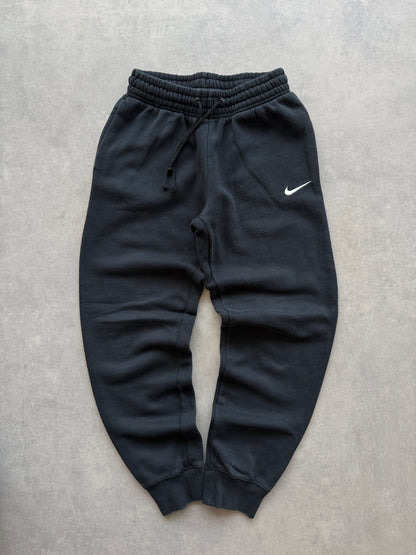 Nike ženska basic crna trenerka (S)