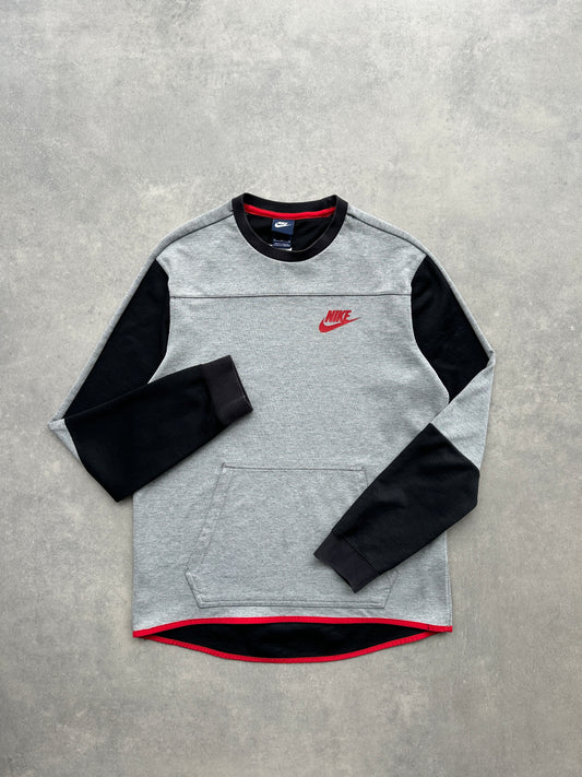 Nike muška siva dukserica (M)