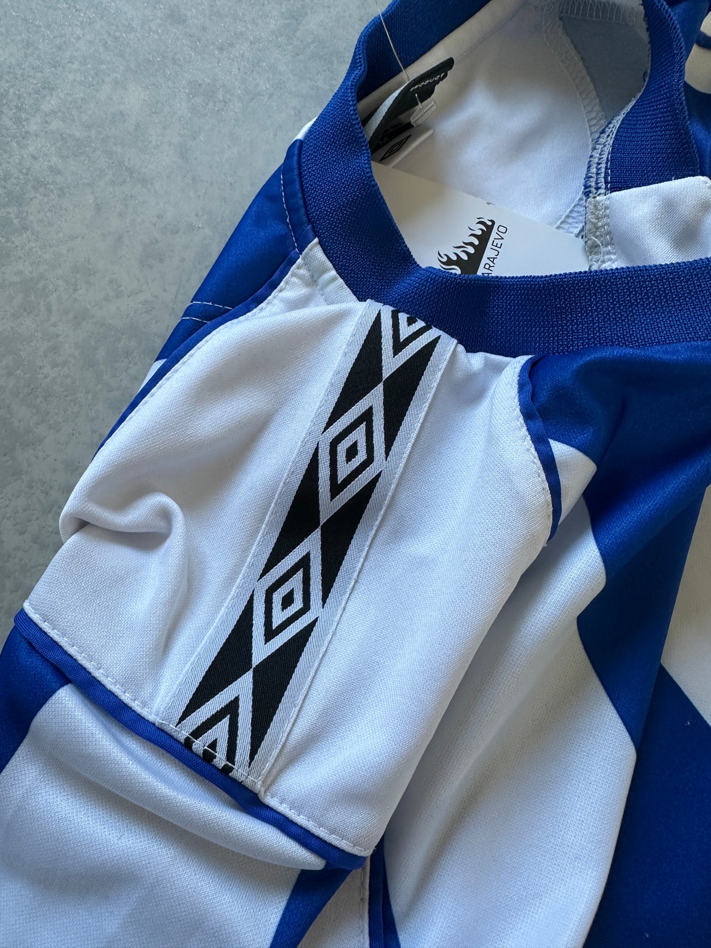 Umbro 2000s muski basic dres (M)