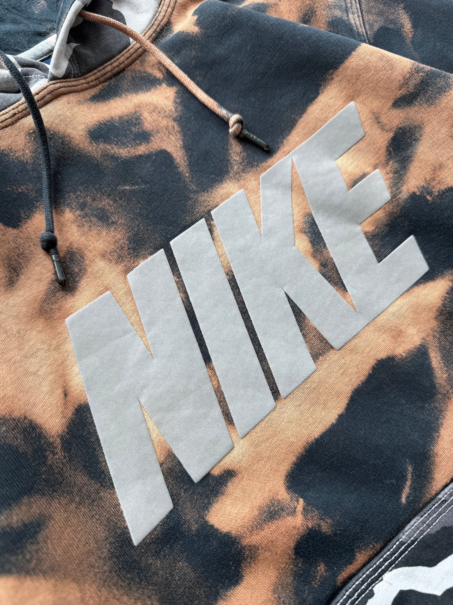 Nike muška bleech dye dukserica (M)