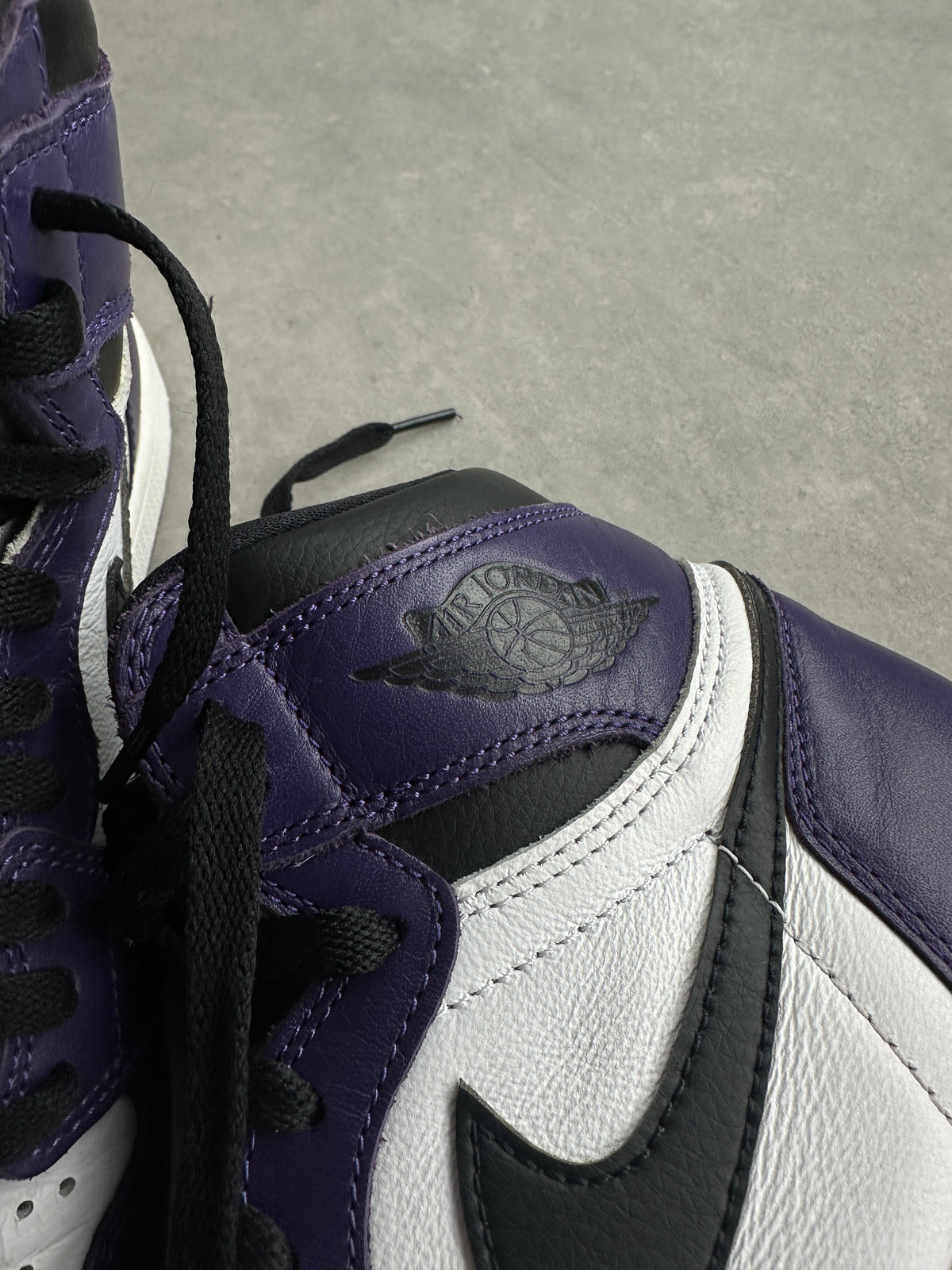 Nike Air Jordan 1 Retro High Court Purple White muške patike (42.5)