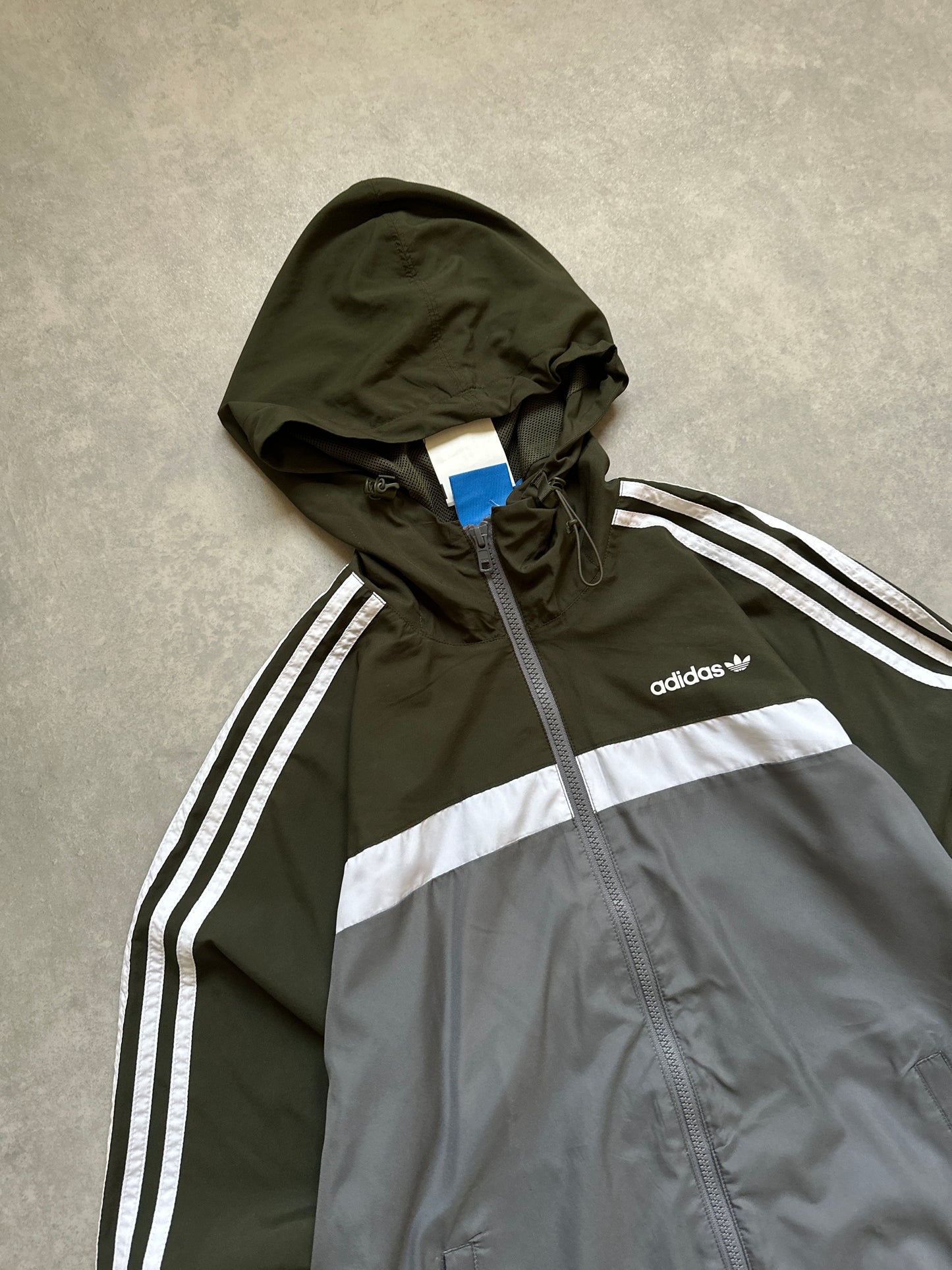 Adidas muška šuškava dukserica (XS)