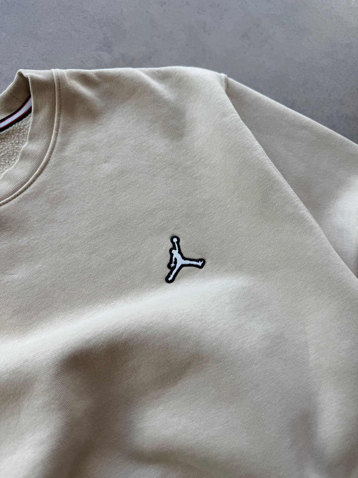 Nike Air Jordan muška bež dukserica (S)