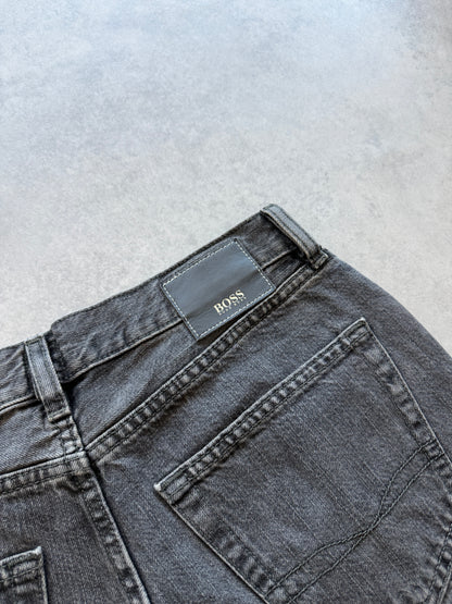 Hugo Boss muške relaxed fit crne farmerke (32)