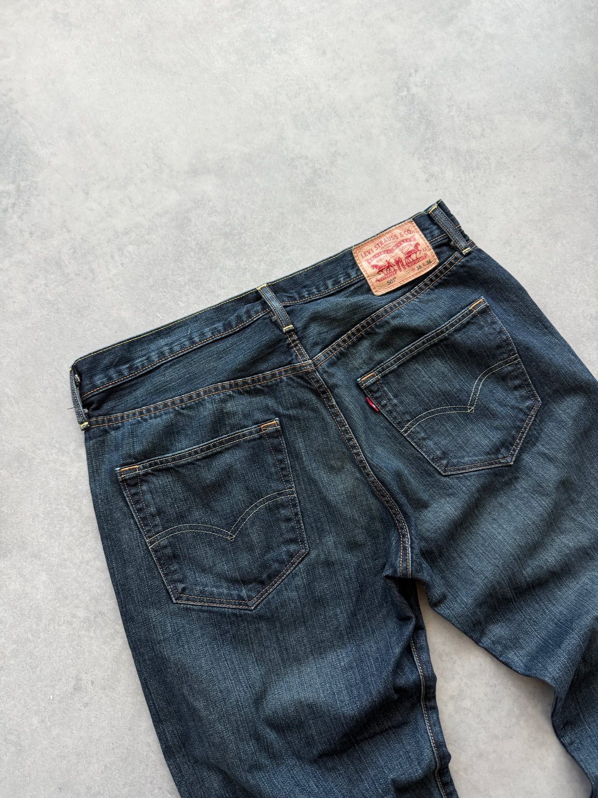 Levis 501 muške tamno plave farmerke (36x36)