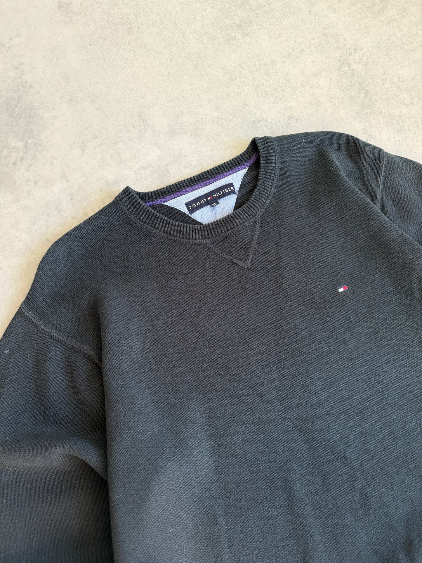 Tommy Hilfiger muški vintage crni džemper (XL)