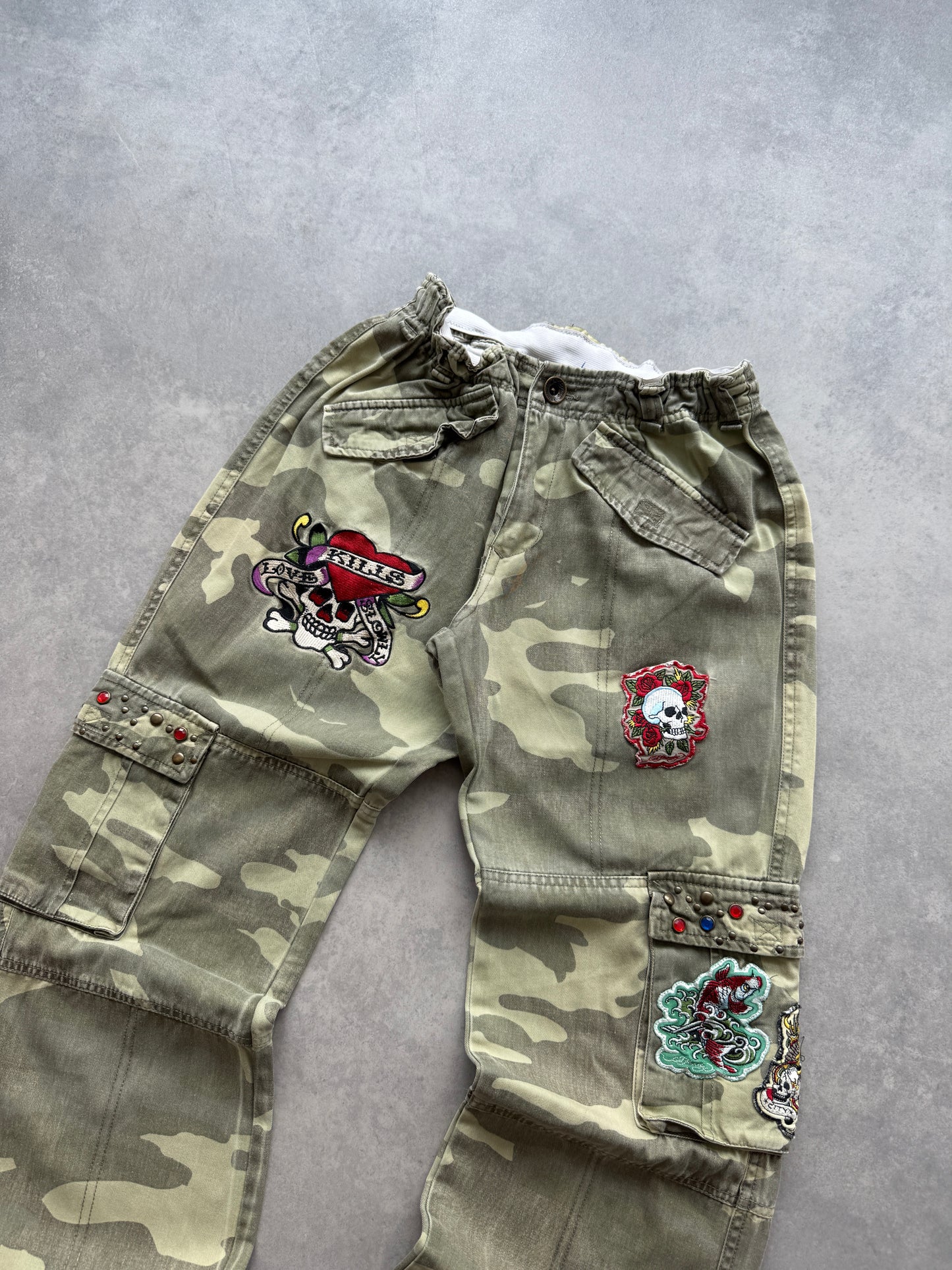 Ed Hardy Y2K ženske cargo hlace (XS)