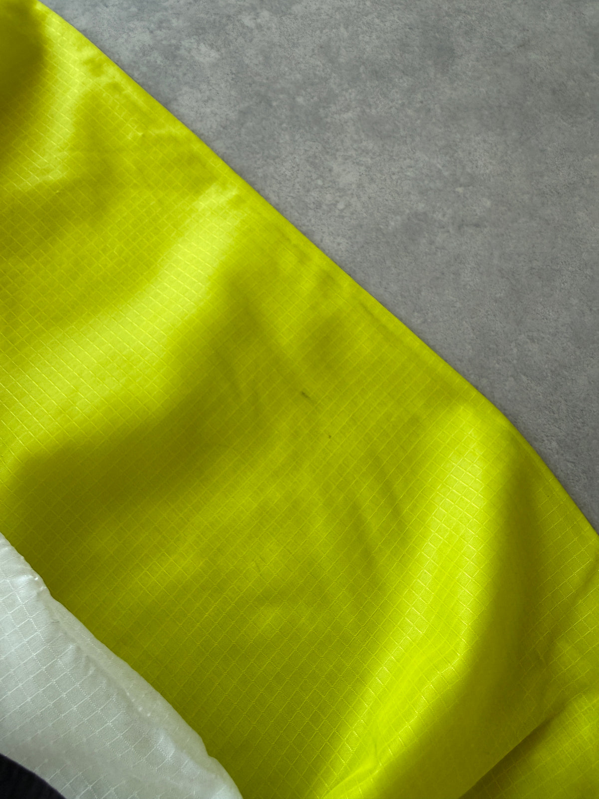Nike Tech Hyper Windrunner ženska šuškava dukserica (S)