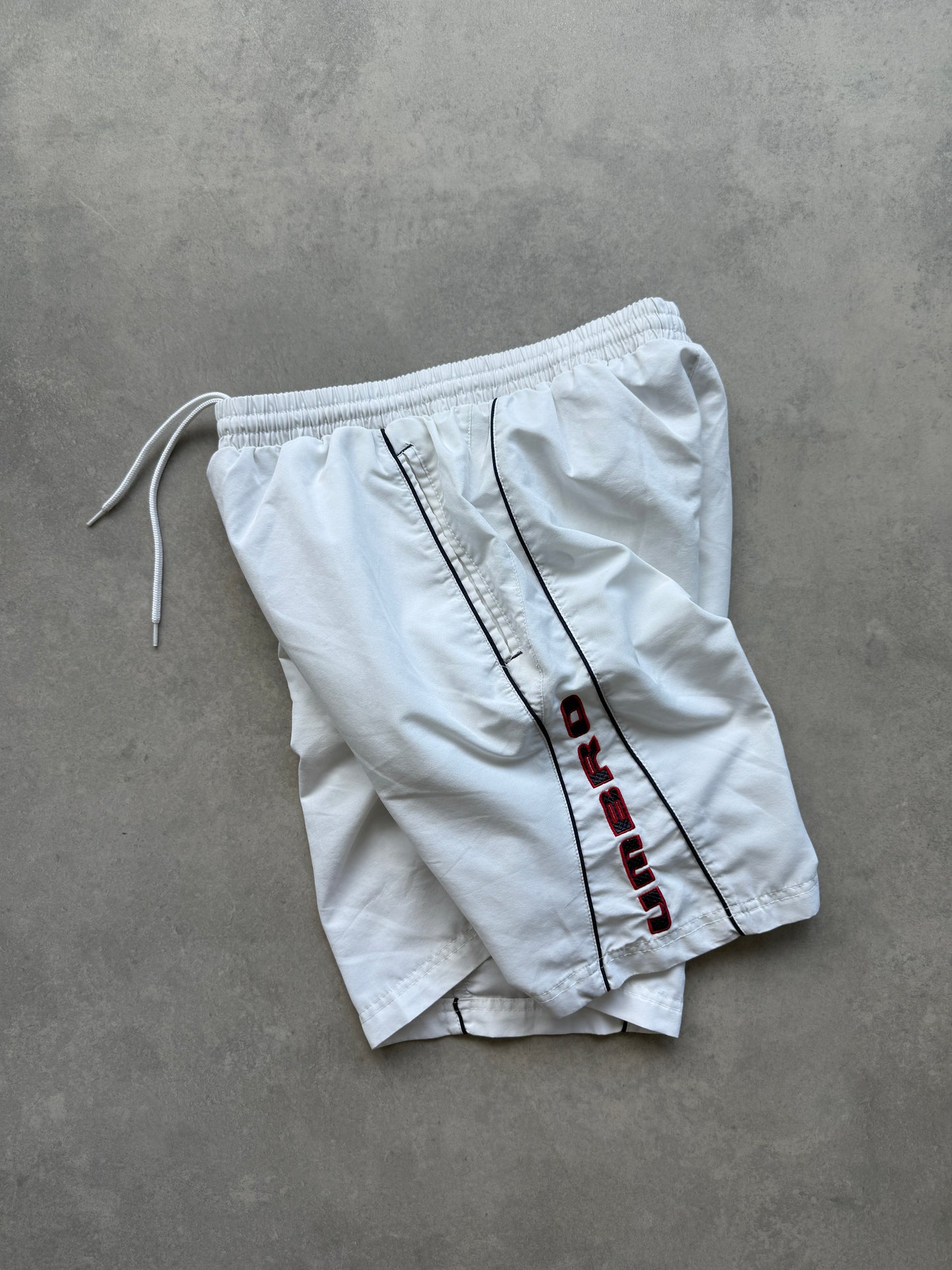 Umbro 2000s muški bijeli šorc (M)