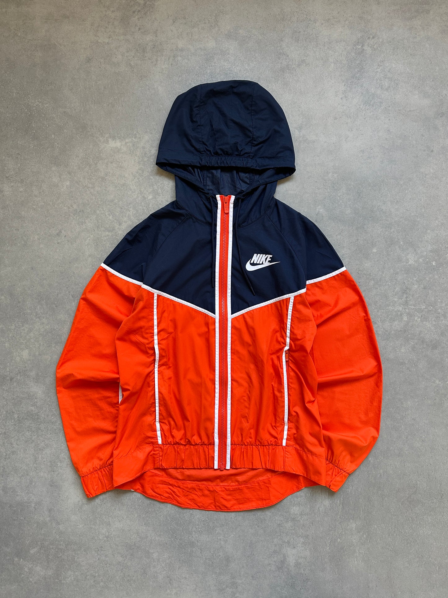 Nike Windrunner ženska šuškava jakna (XS)