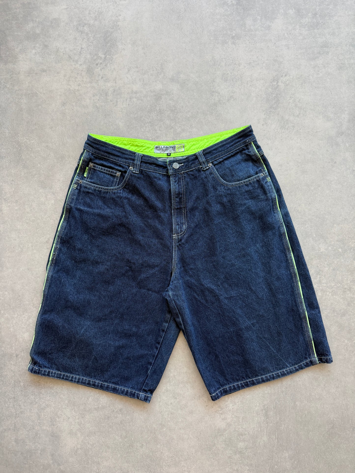Billabong vintage 90s muški teksas šorc (L)