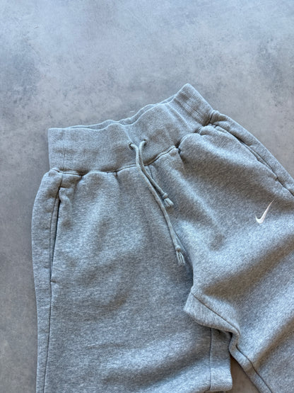Nike ženski 3/4 sivi šorc (XS)