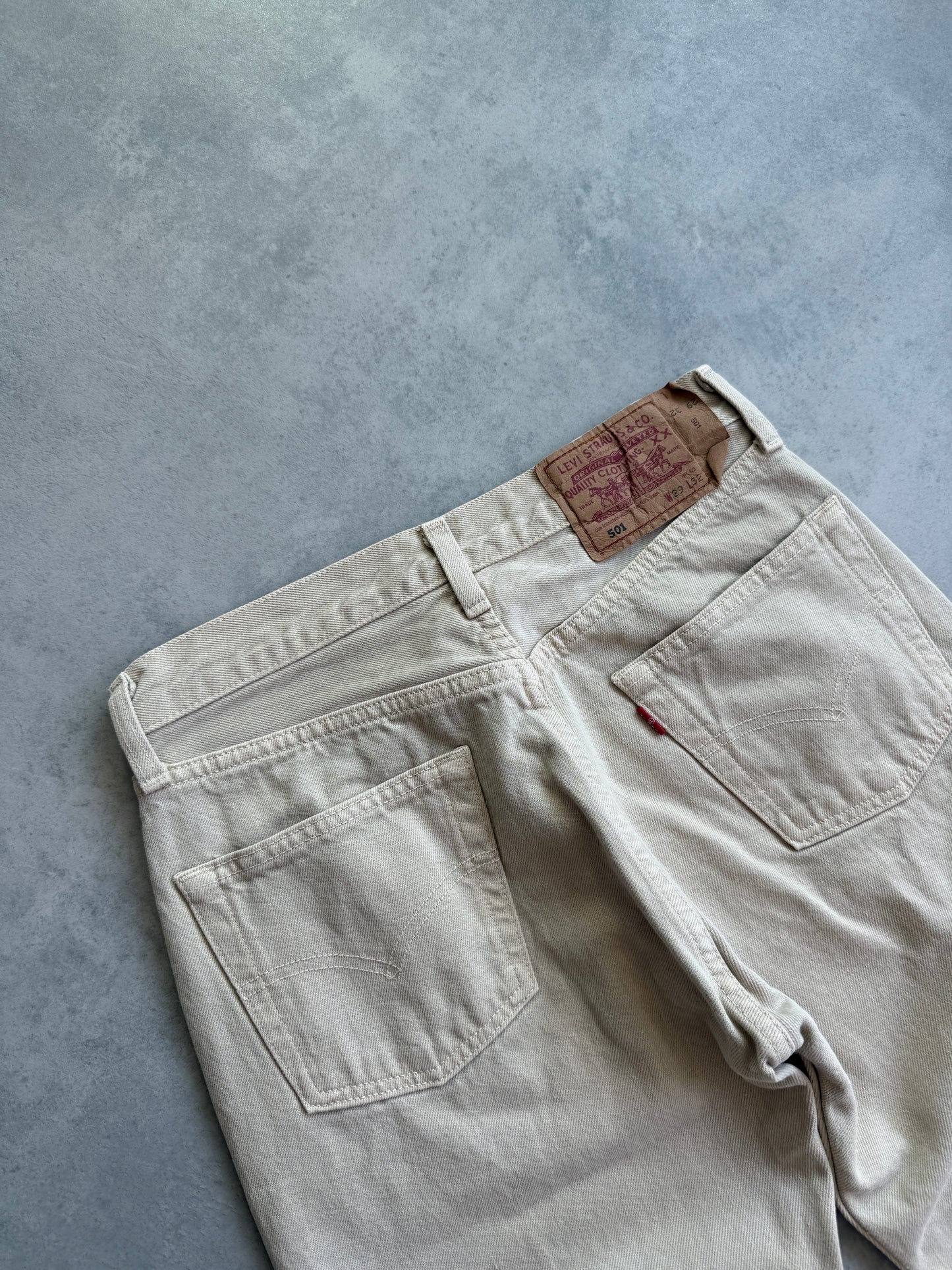 Levis 501 muške bež farmerke (29x32)