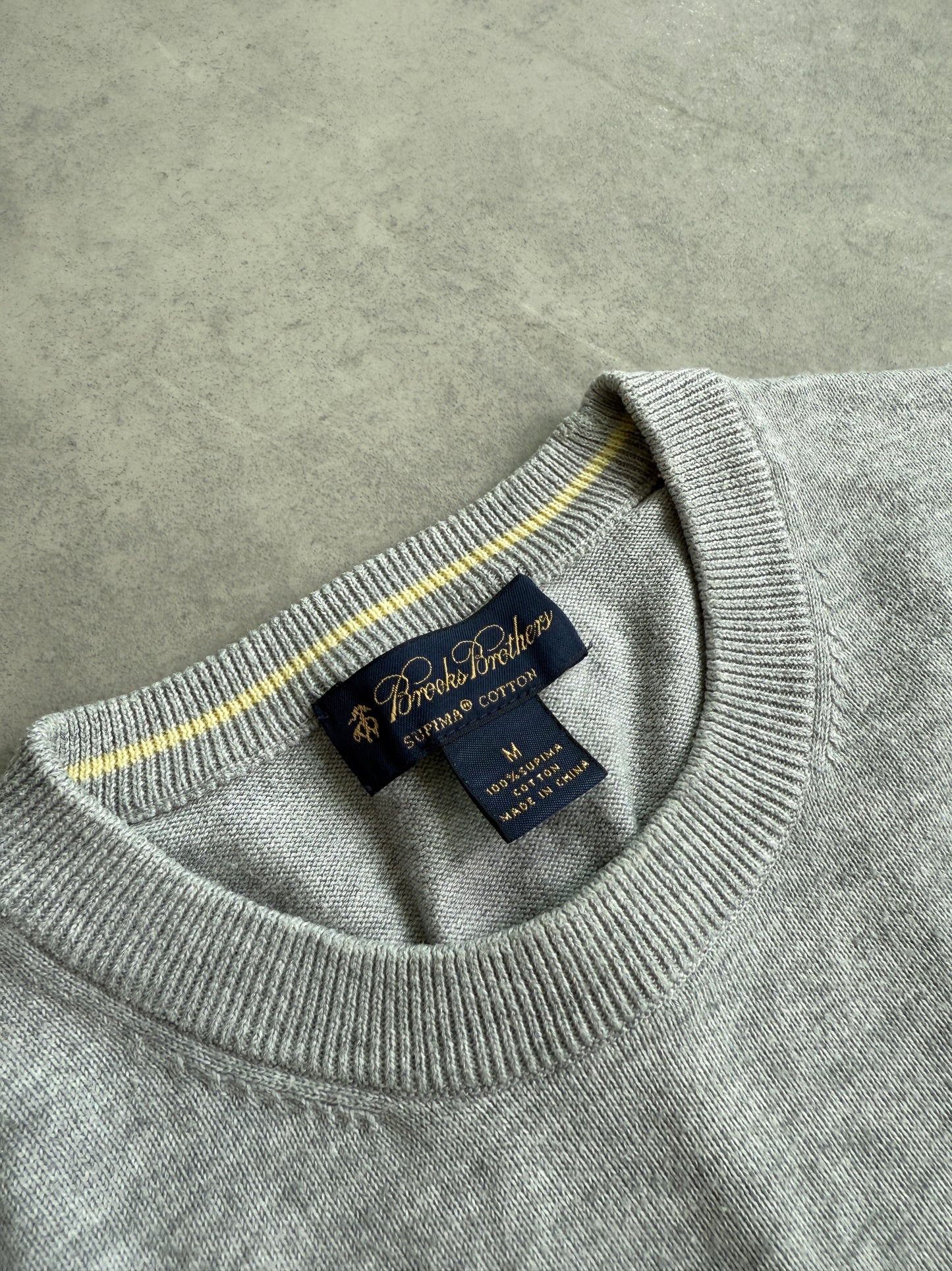 Brooks Brothers muški basic sivi džemper (M)