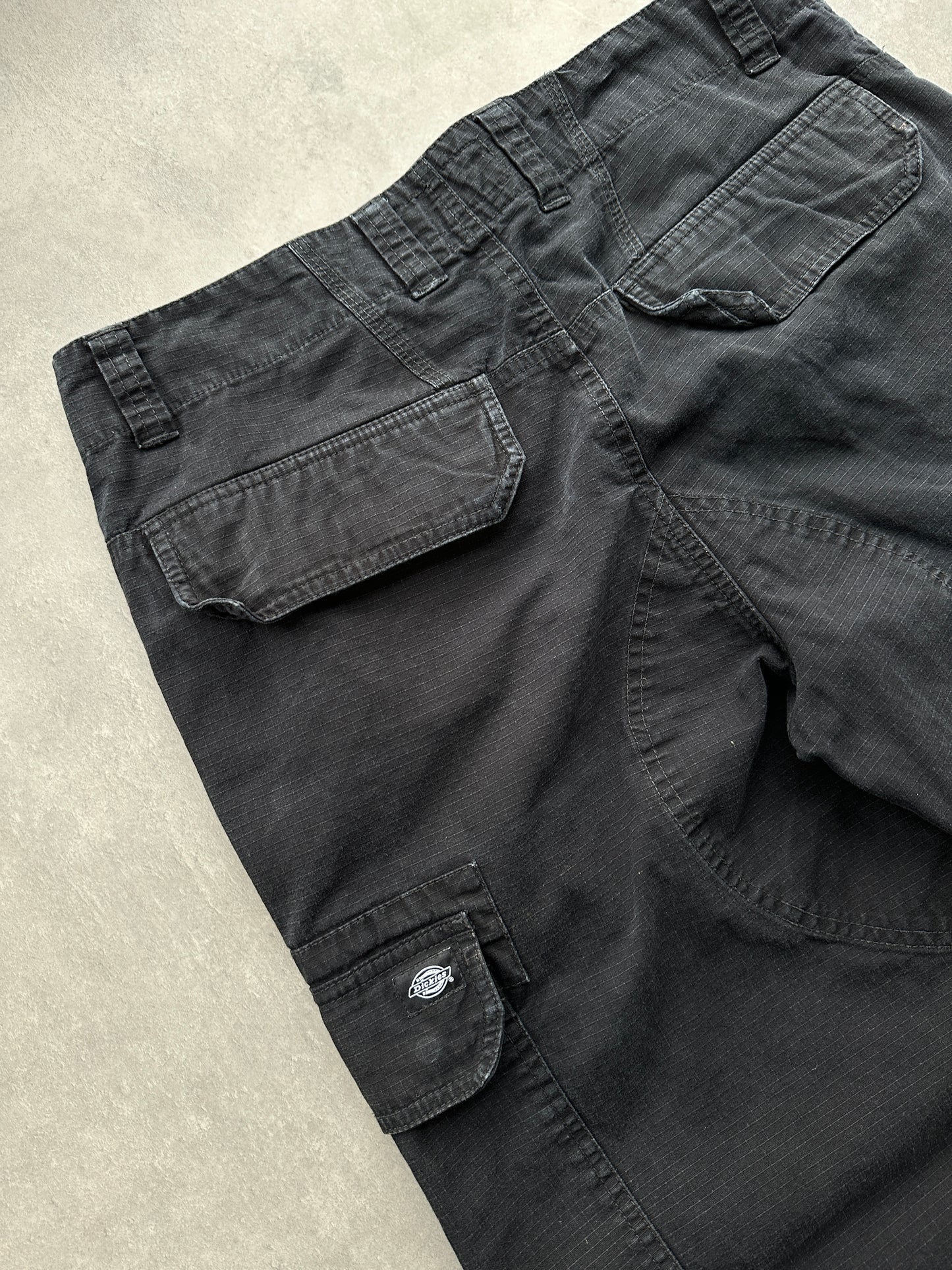 Dickies muške crne cargo hlace (33x34)