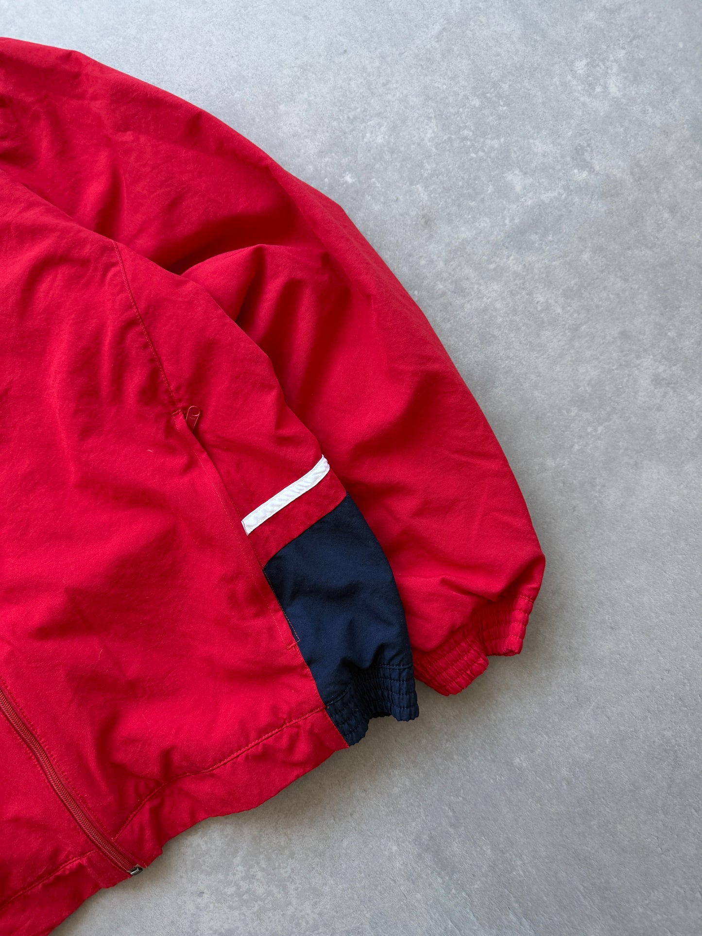 Nike 2000s muška šuškava crvena dukserica (S)