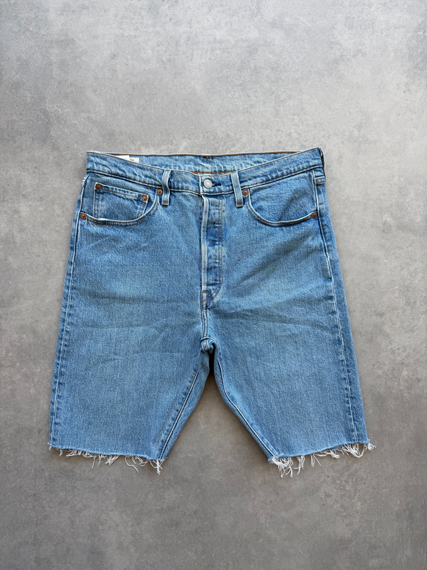 Levis 501S muški teksas šorc (32)