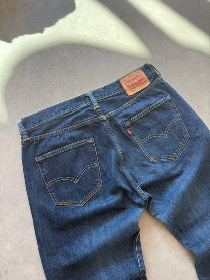 Levis 501 muške tamno plave farmerke (34x32)