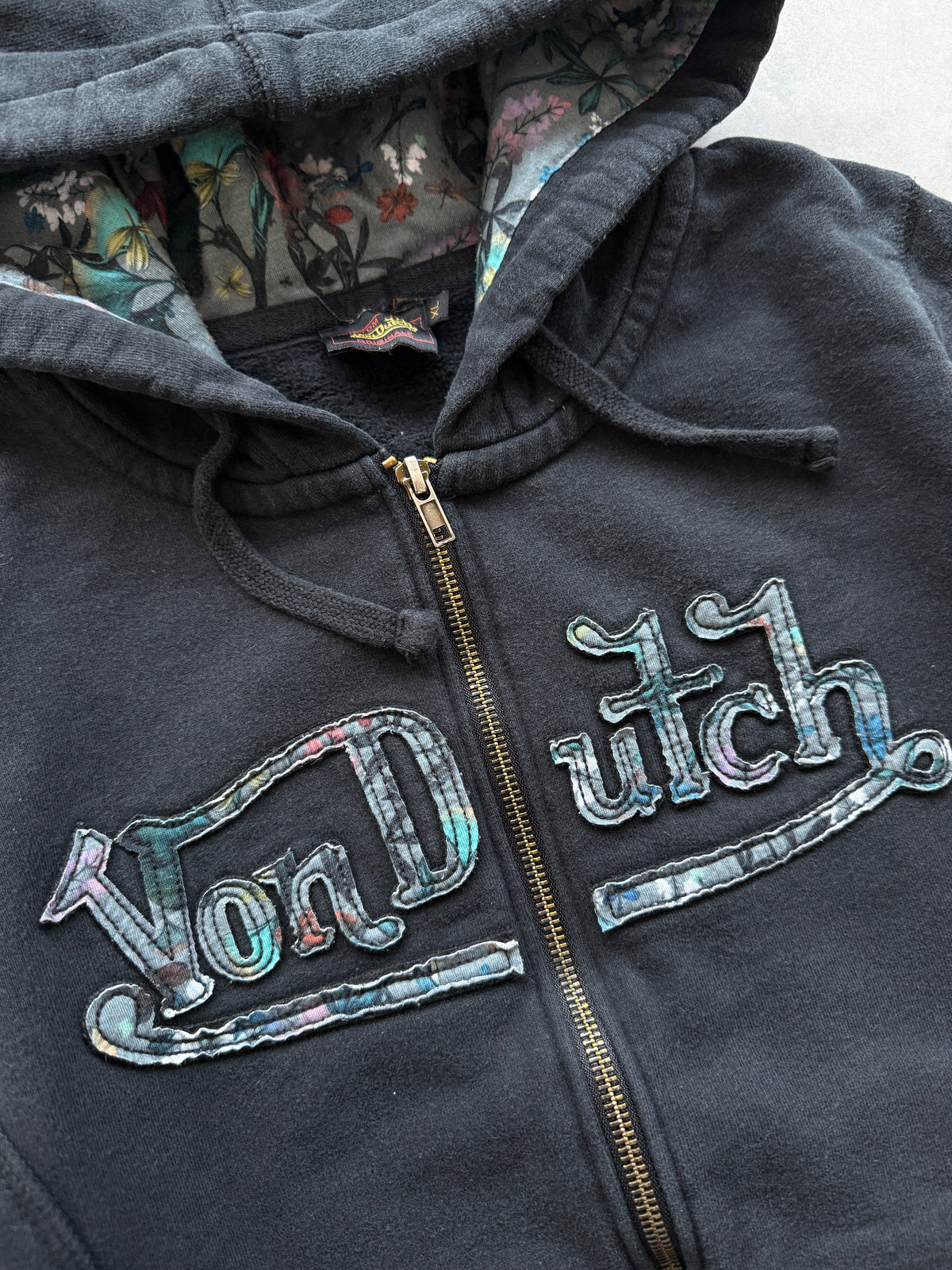 Von Dutch Y2K ženska slim fit dukserica (XL)