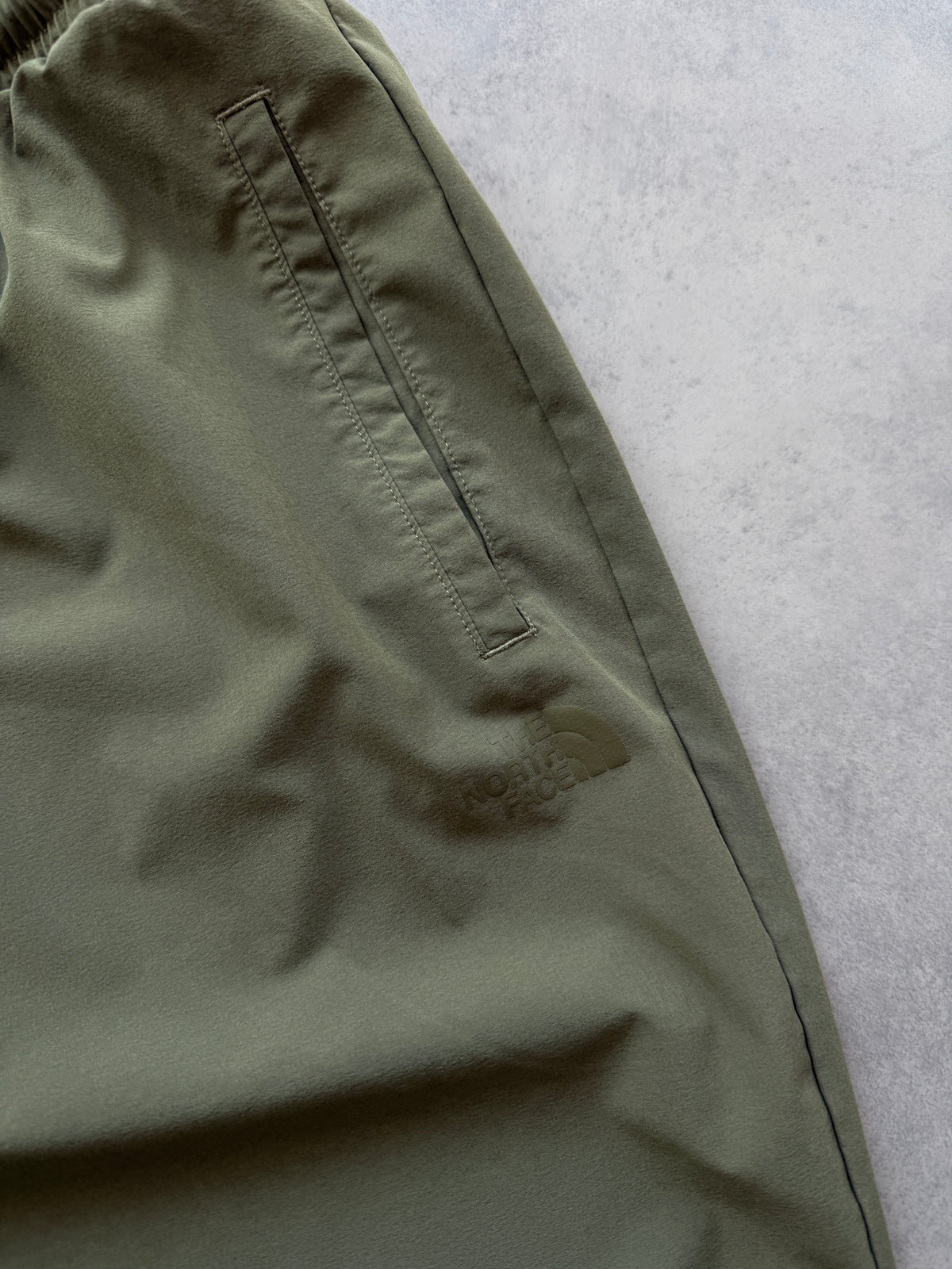 The North Face ženska šuškava trenerka (XL)