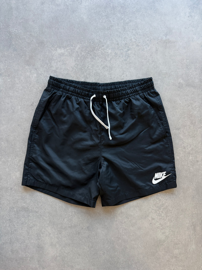Nike muški crni basic šorc (M)