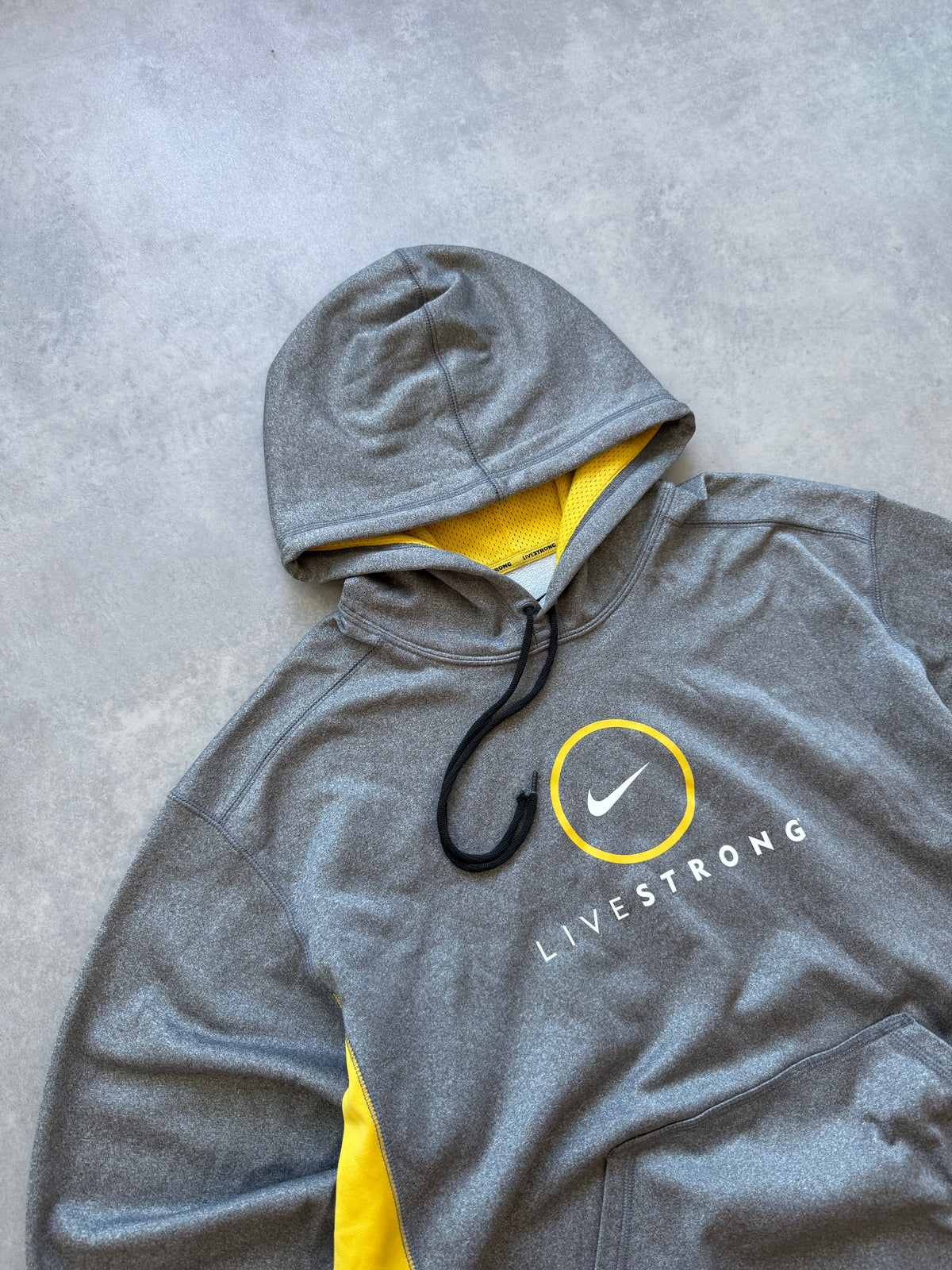 Nike Live Strong muška sportska dukserica (XL)