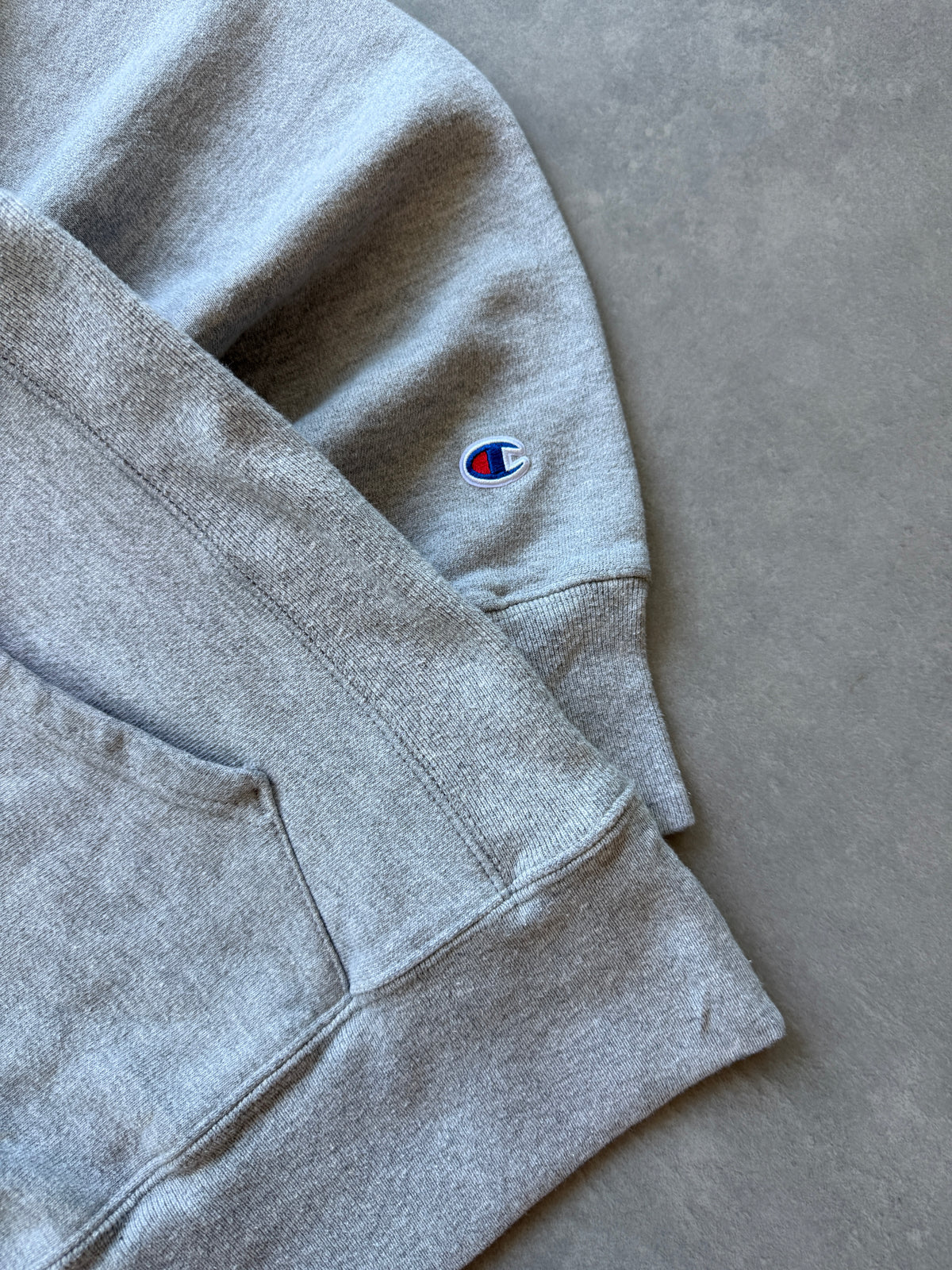 Champion Reverse Weave muška siva dukserica (M)