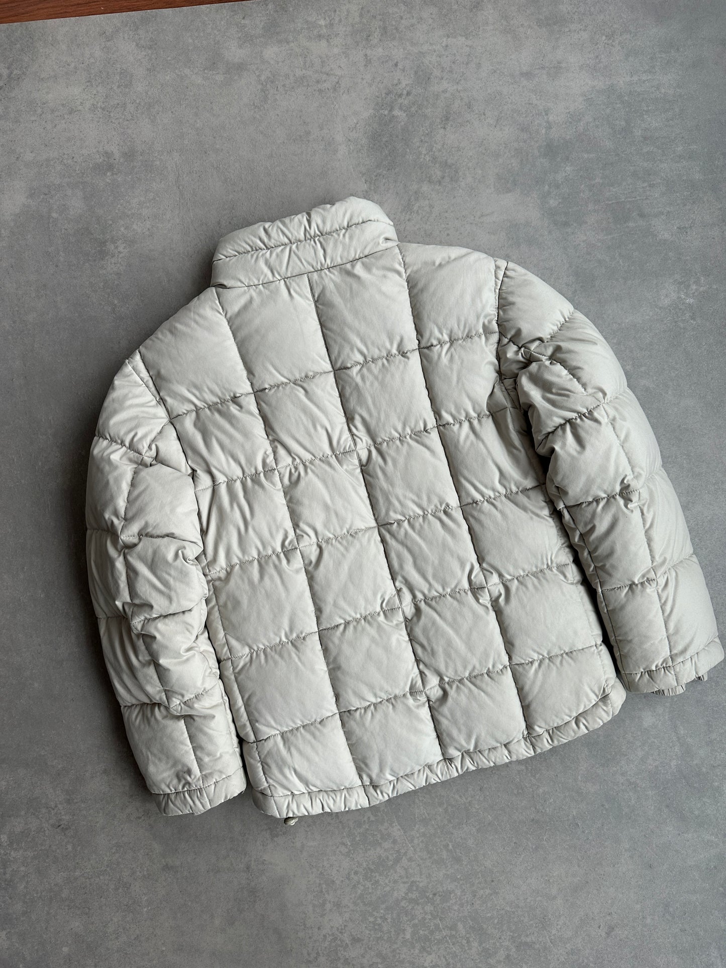 Nike 2000s ženska bijela puffer jakna (M)