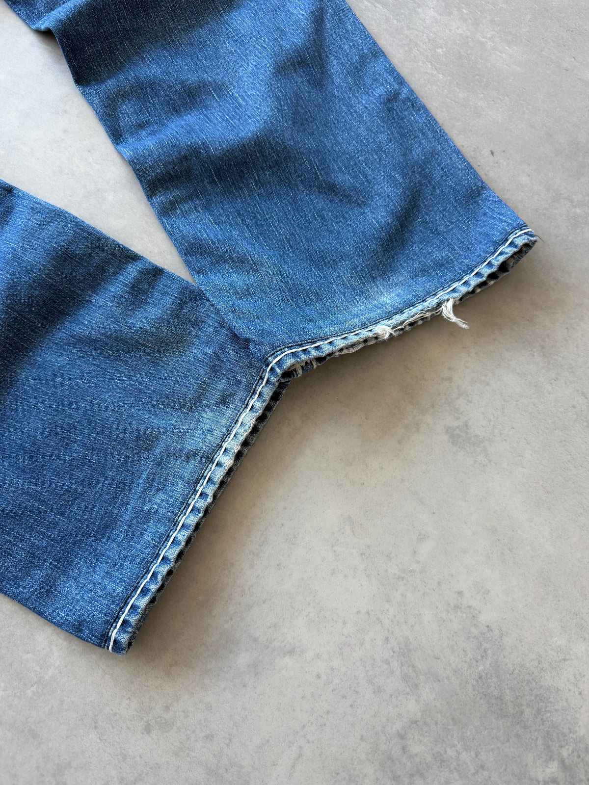 True Religion Y2K muške farmerke (38)