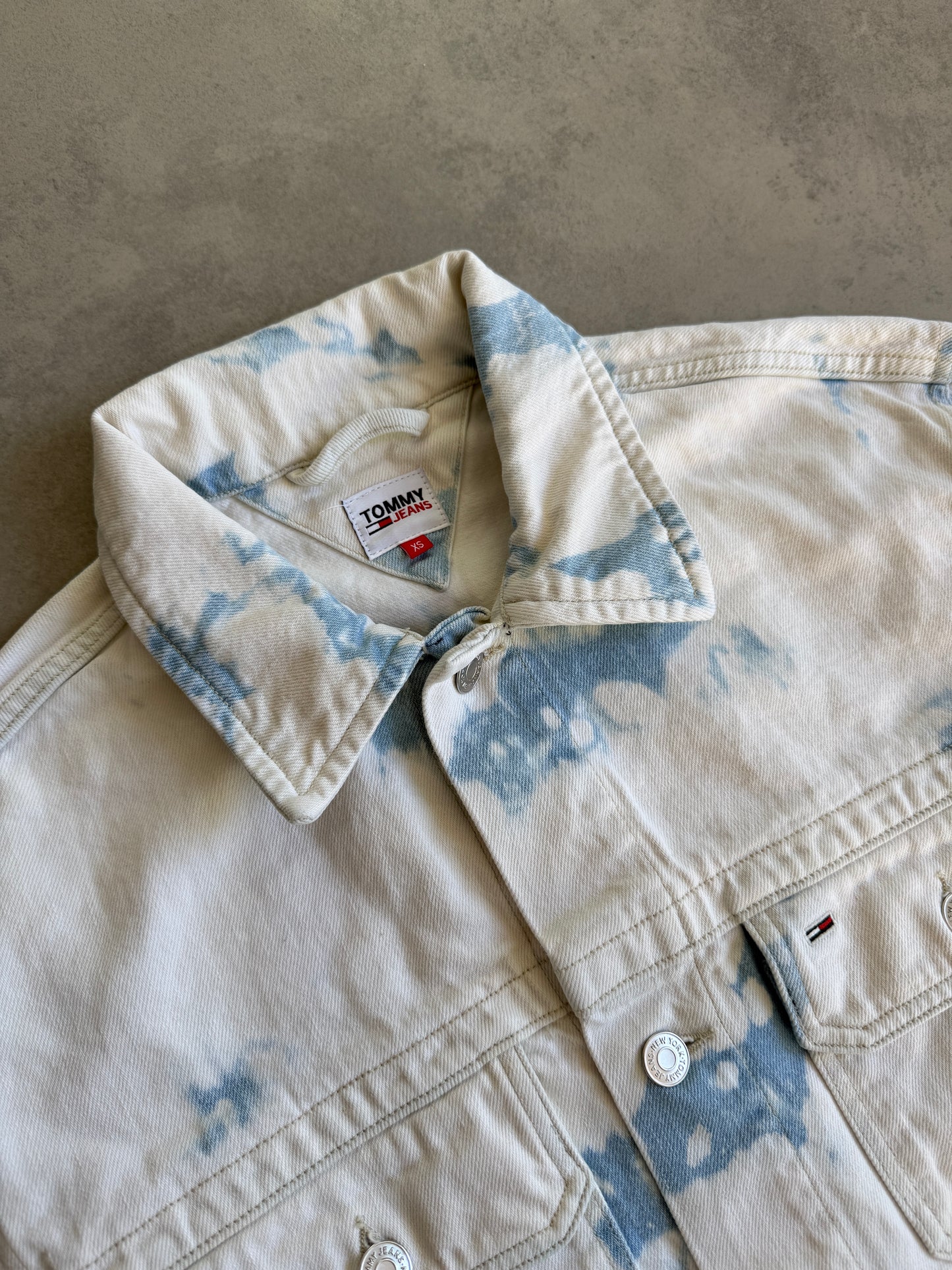 Tommy Jeans muška proljetna teksas jakna (M)