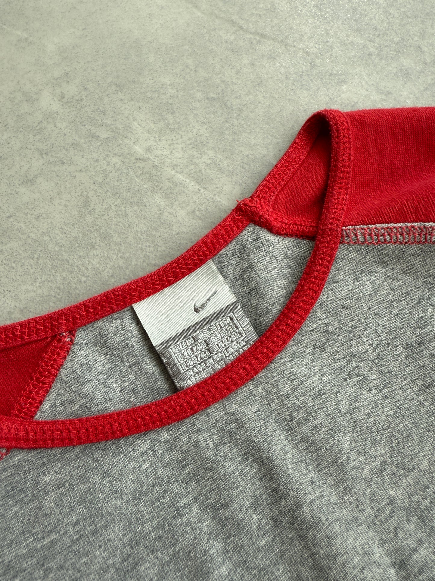 Nike 2000s ženska majica (M)