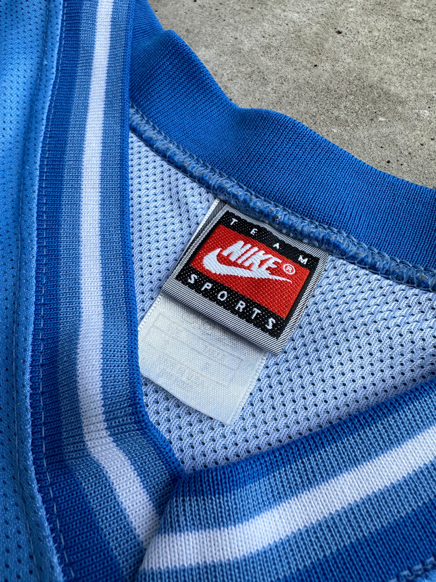 Nike x UNC vintage muški kosarkaski dres (S)