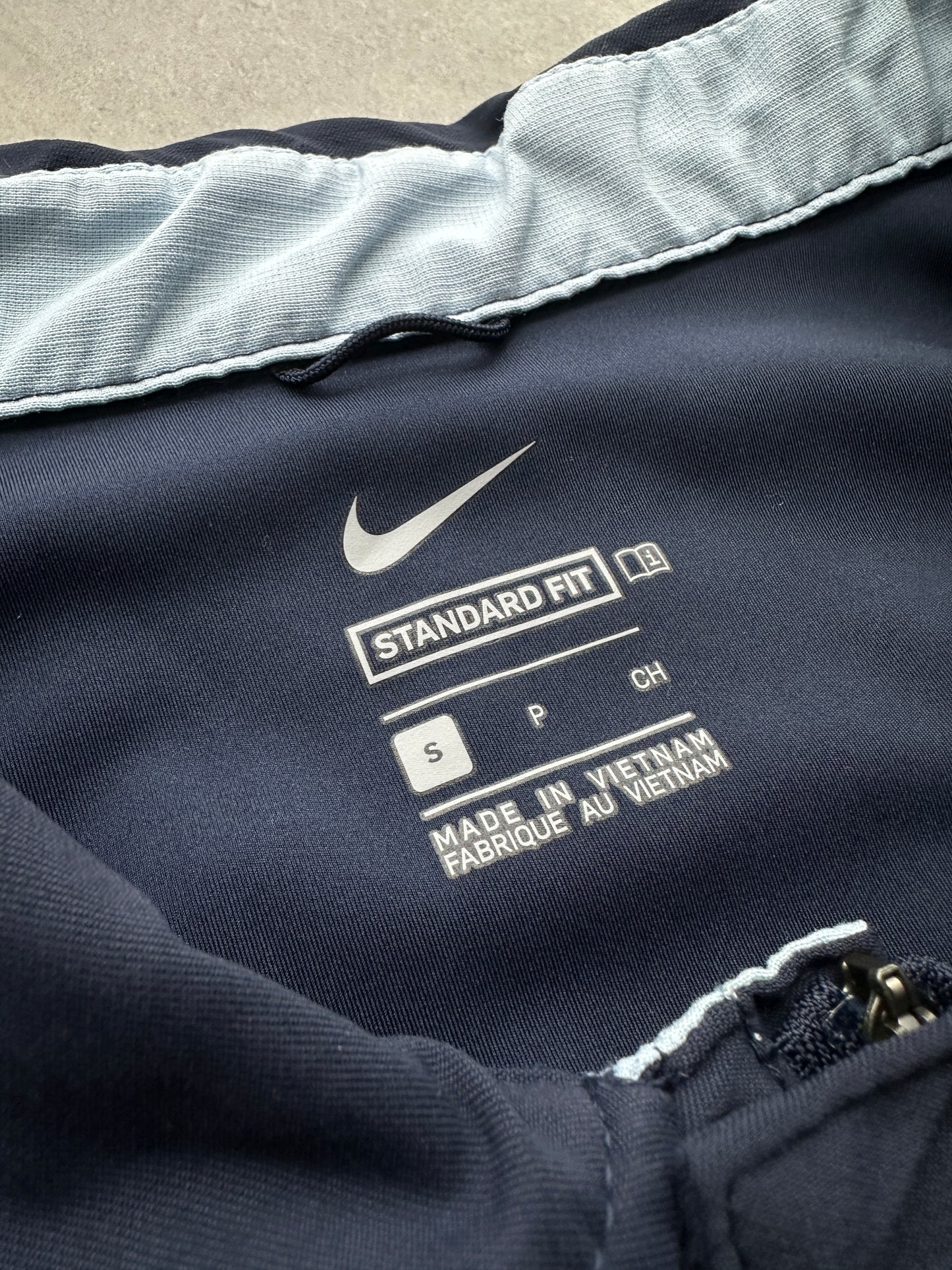 Nike muška plava šuškava dukserica (S)