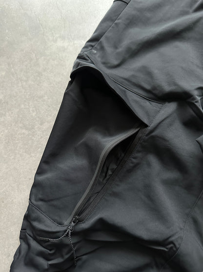 Nike Tech Pant muške crne šuškave cargo hlace (M)