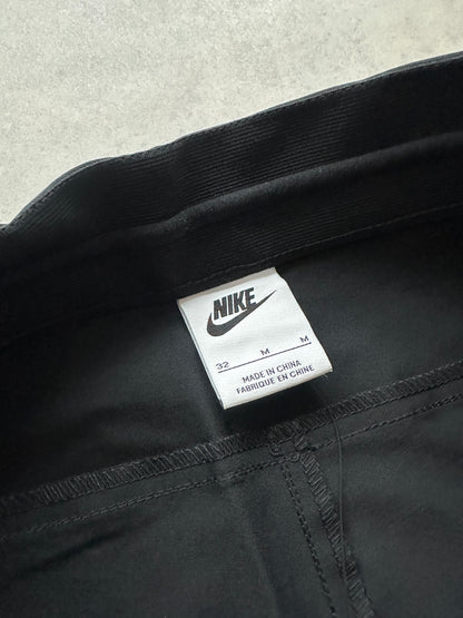 Nike Tech Pant muške crne šuškave cargo hlace (M)