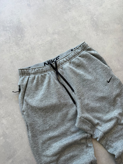 Nike Therma fit muška siva trenerka (XL)