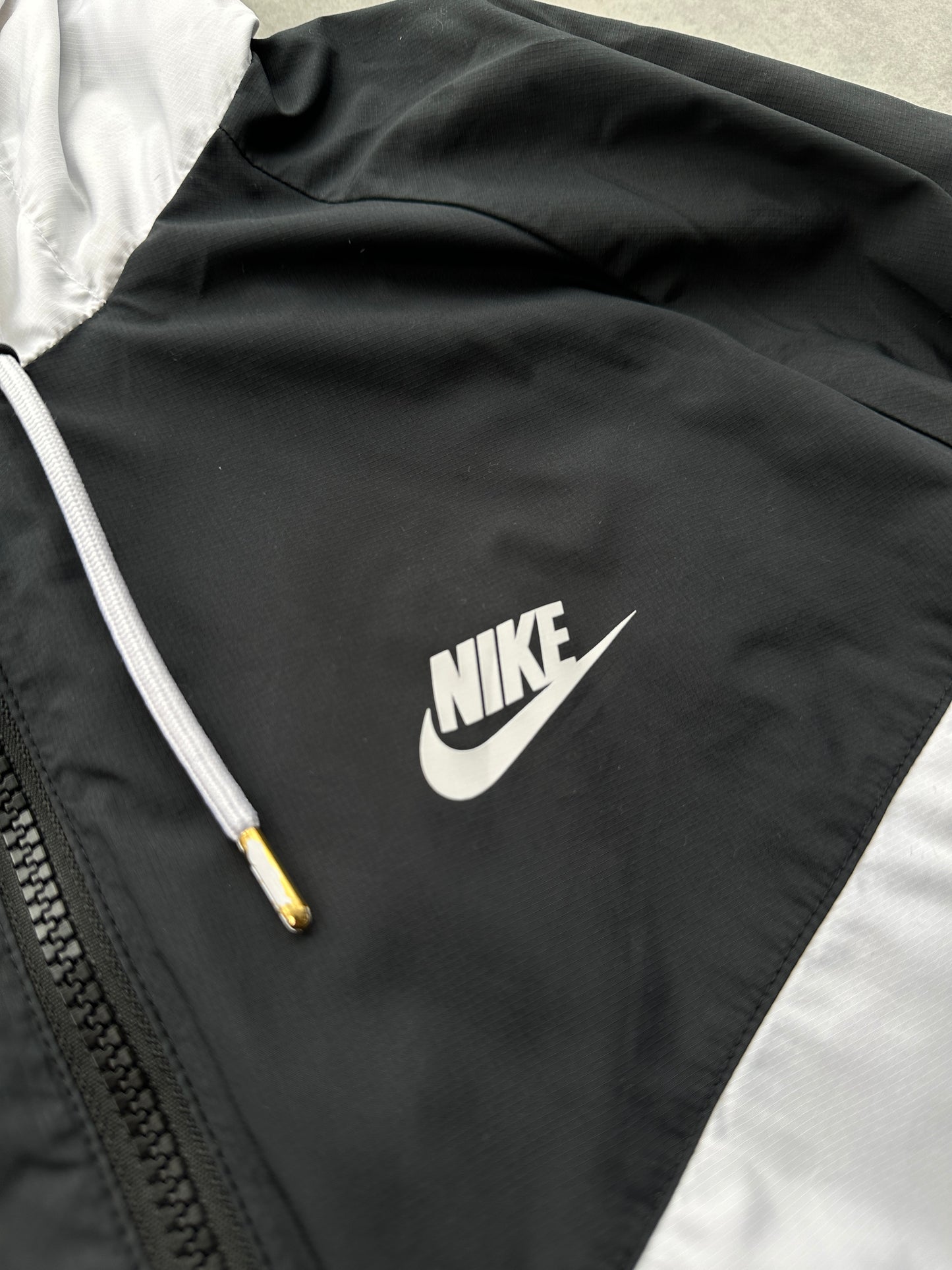 Nike muška šuškava dukserica (S)