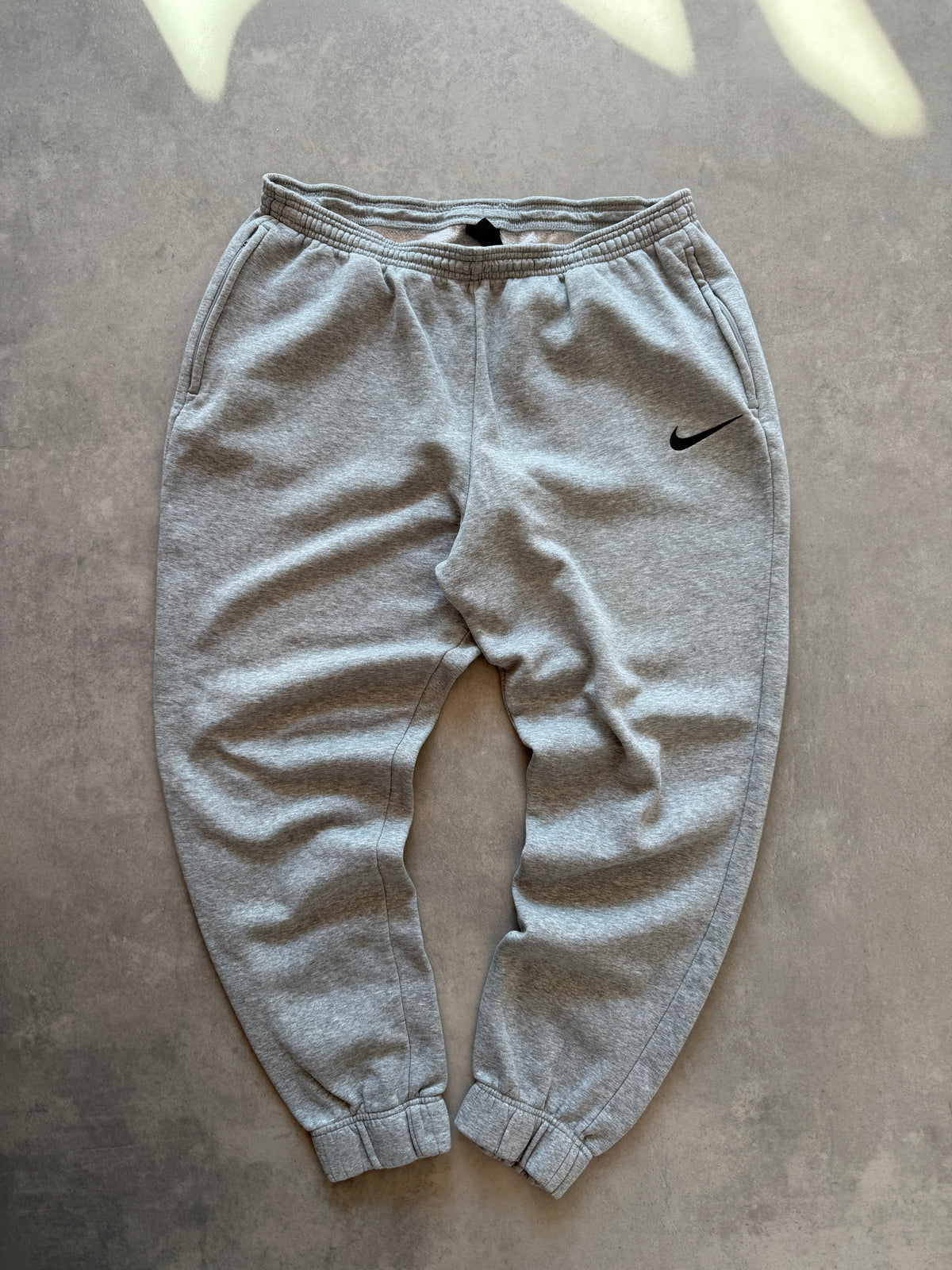 Nike muška basic siva trenerka (XL)