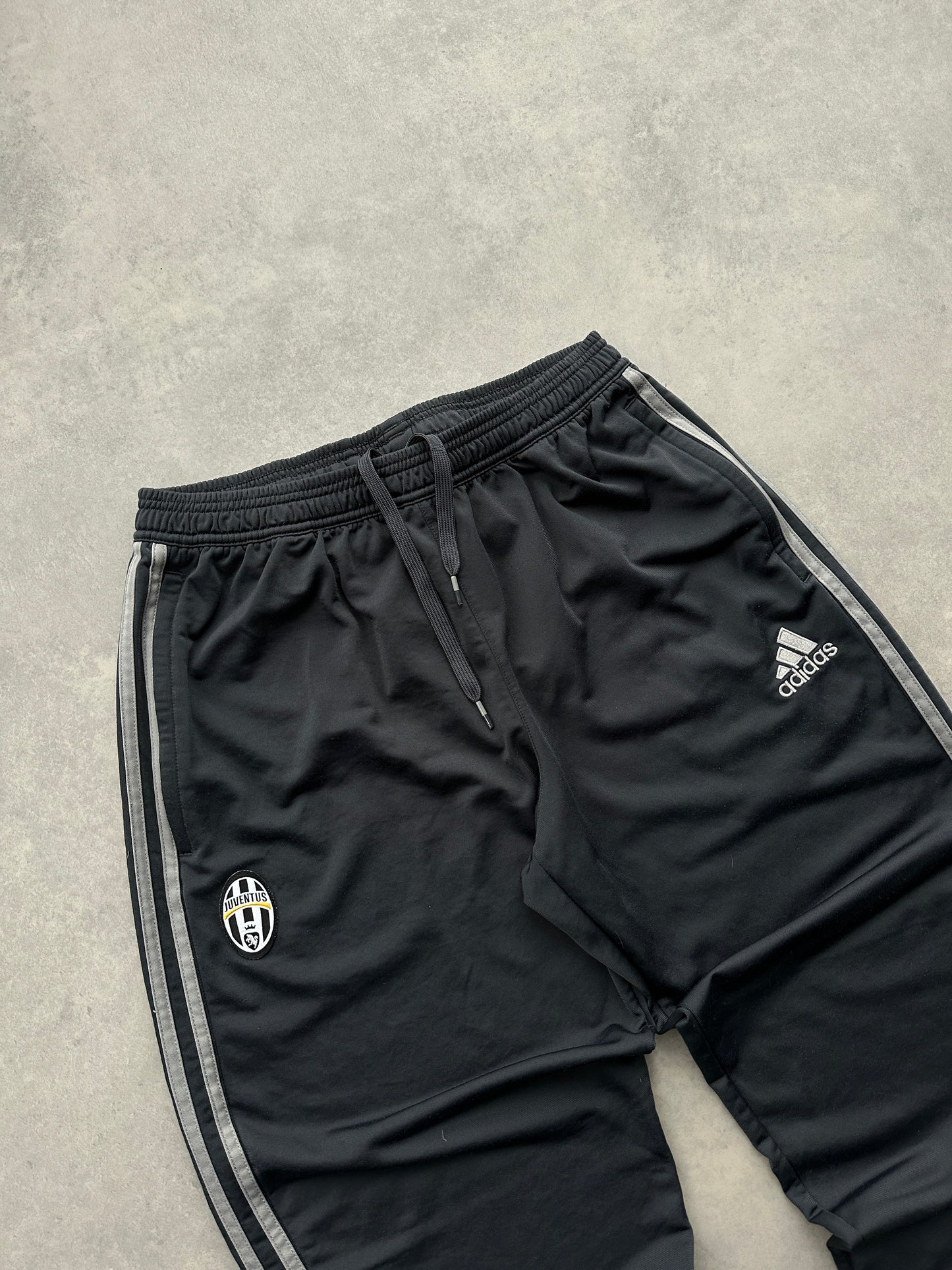 Adidas x Juventus muška siva trenerka (L)