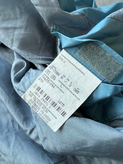 Hugo Boss vintage 90s muška ice blue šuškava jakna (L)