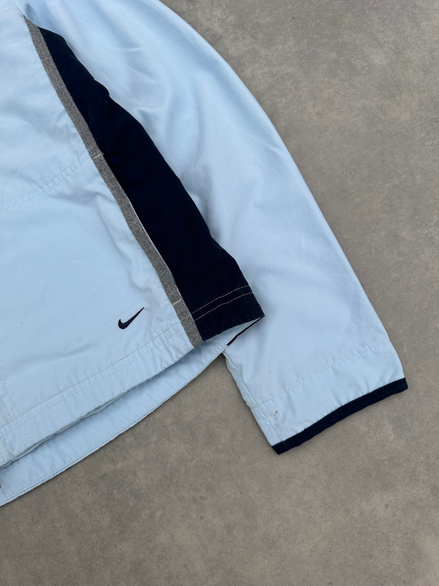 Nike 2000s ženska baby blue šuškava dukserica (M)